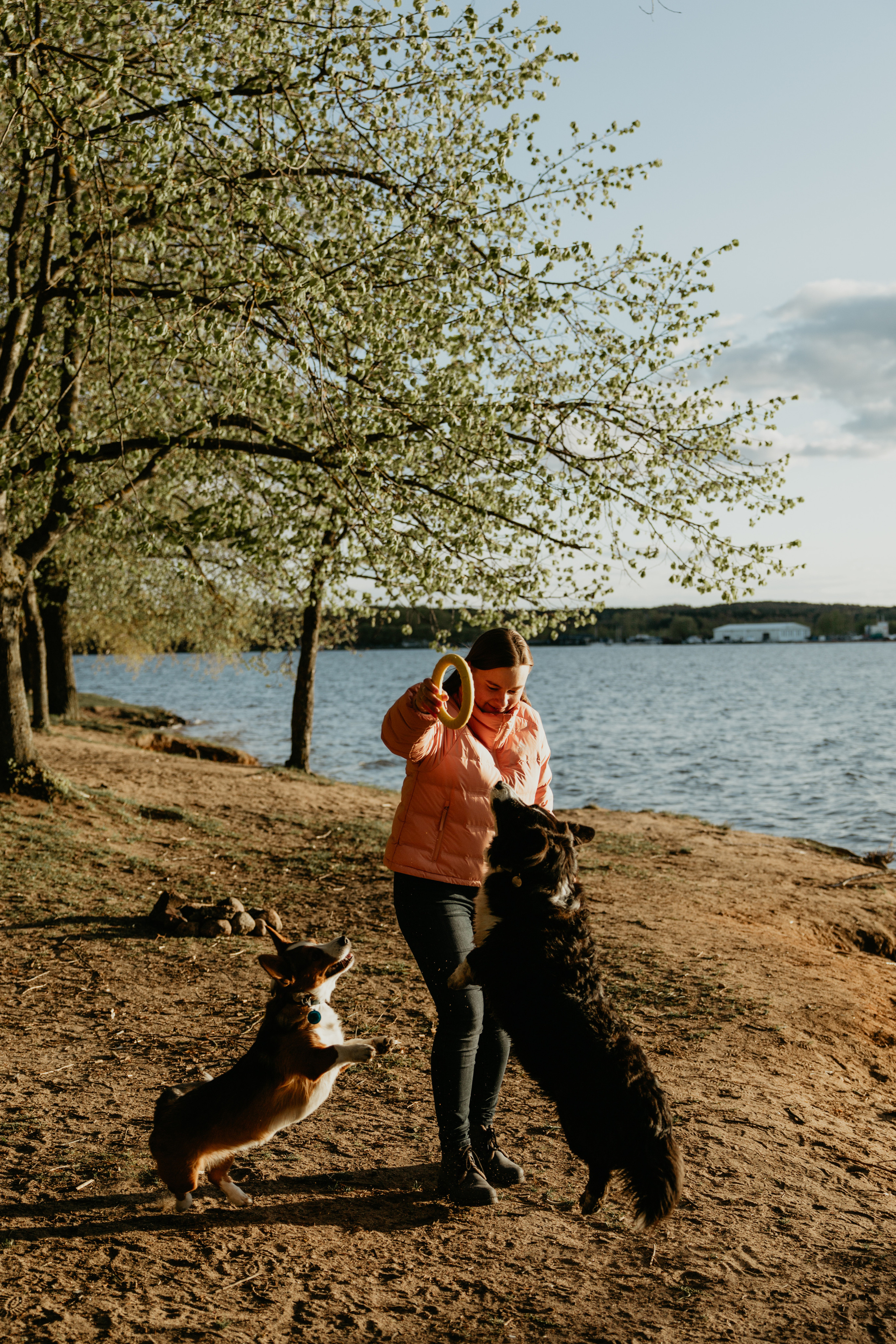 С Корги на Минском море. Свадебный и портретный фотограф Минск Евсович Инна