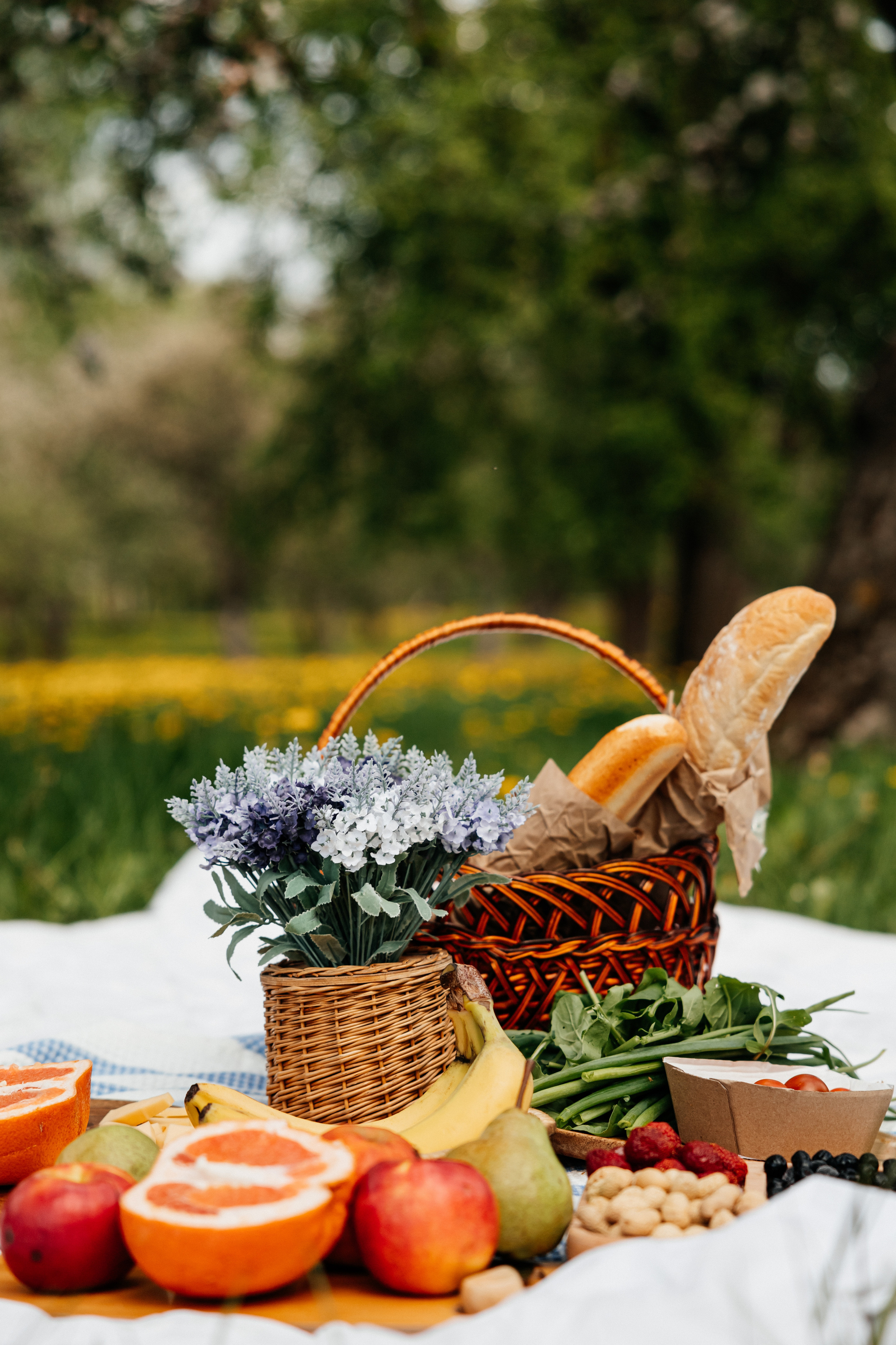 На улице весной. Свадебный и портретный фотограф Минск Евсович Инна