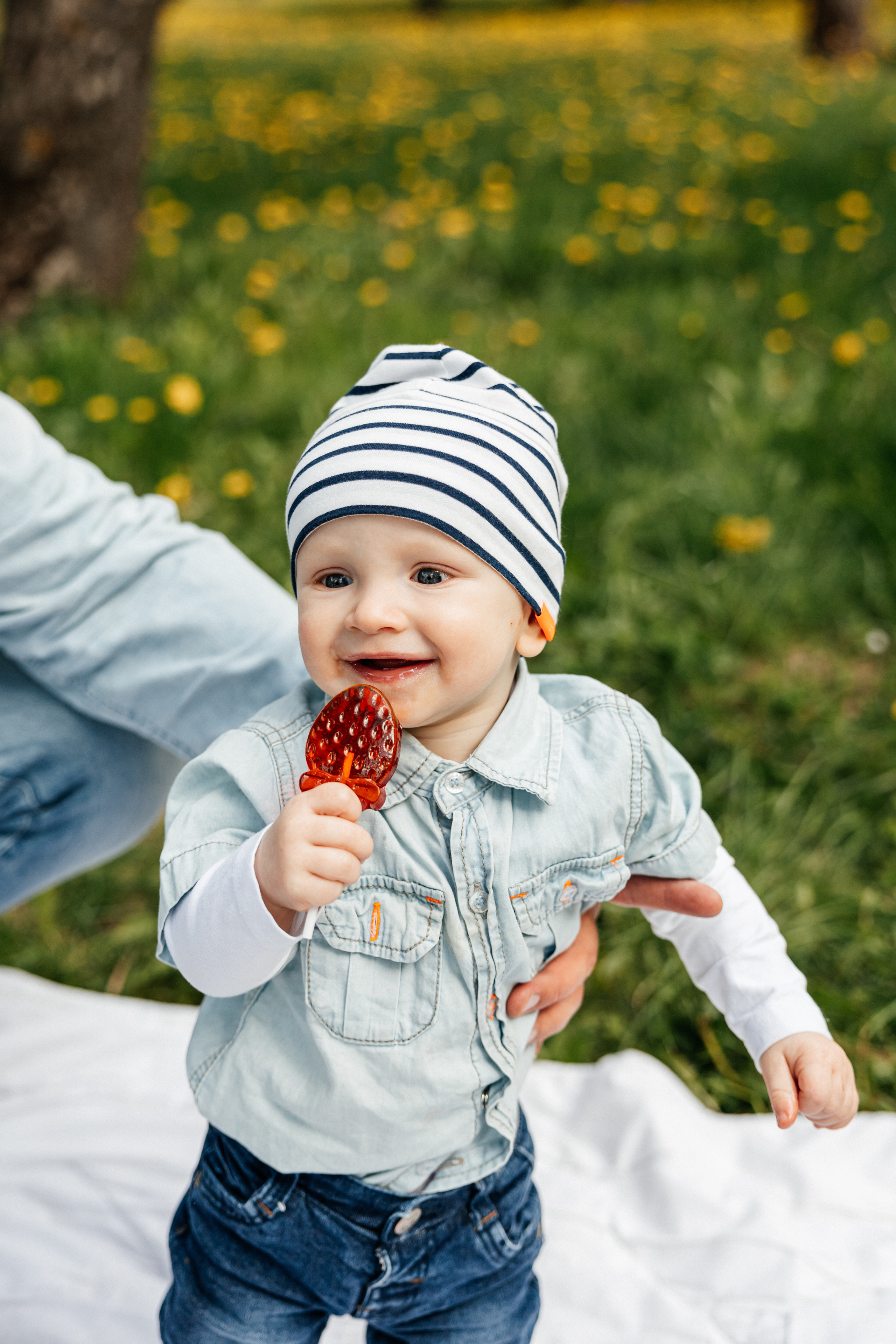 На улице весной. Свадебный и портретный фотограф Минск Евсович Инна