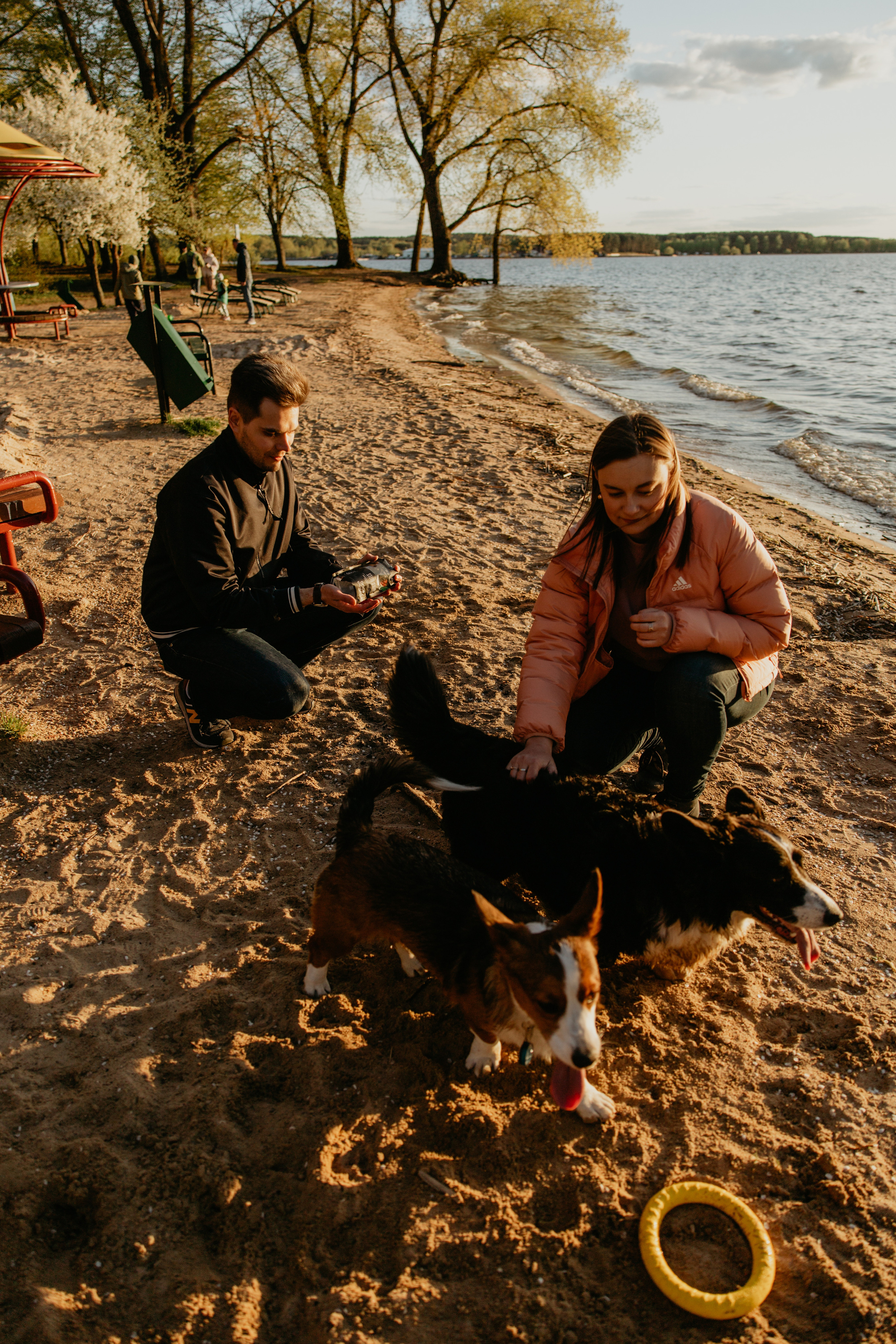 С Корги на Минском море. Свадебный и портретный фотограф Минск Евсович Инна
