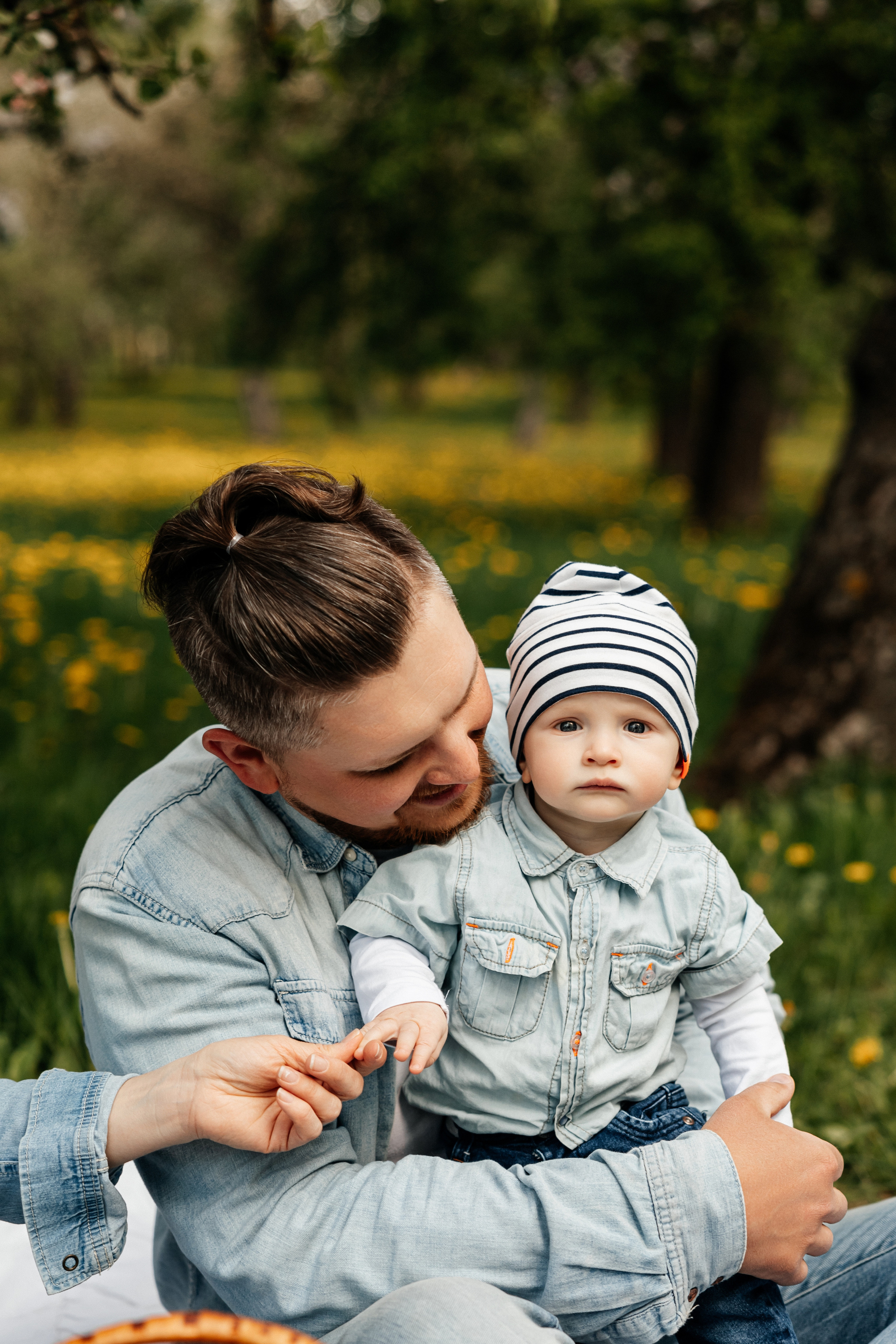 На улице весной. Свадебный и портретный фотограф Минск Евсович Инна