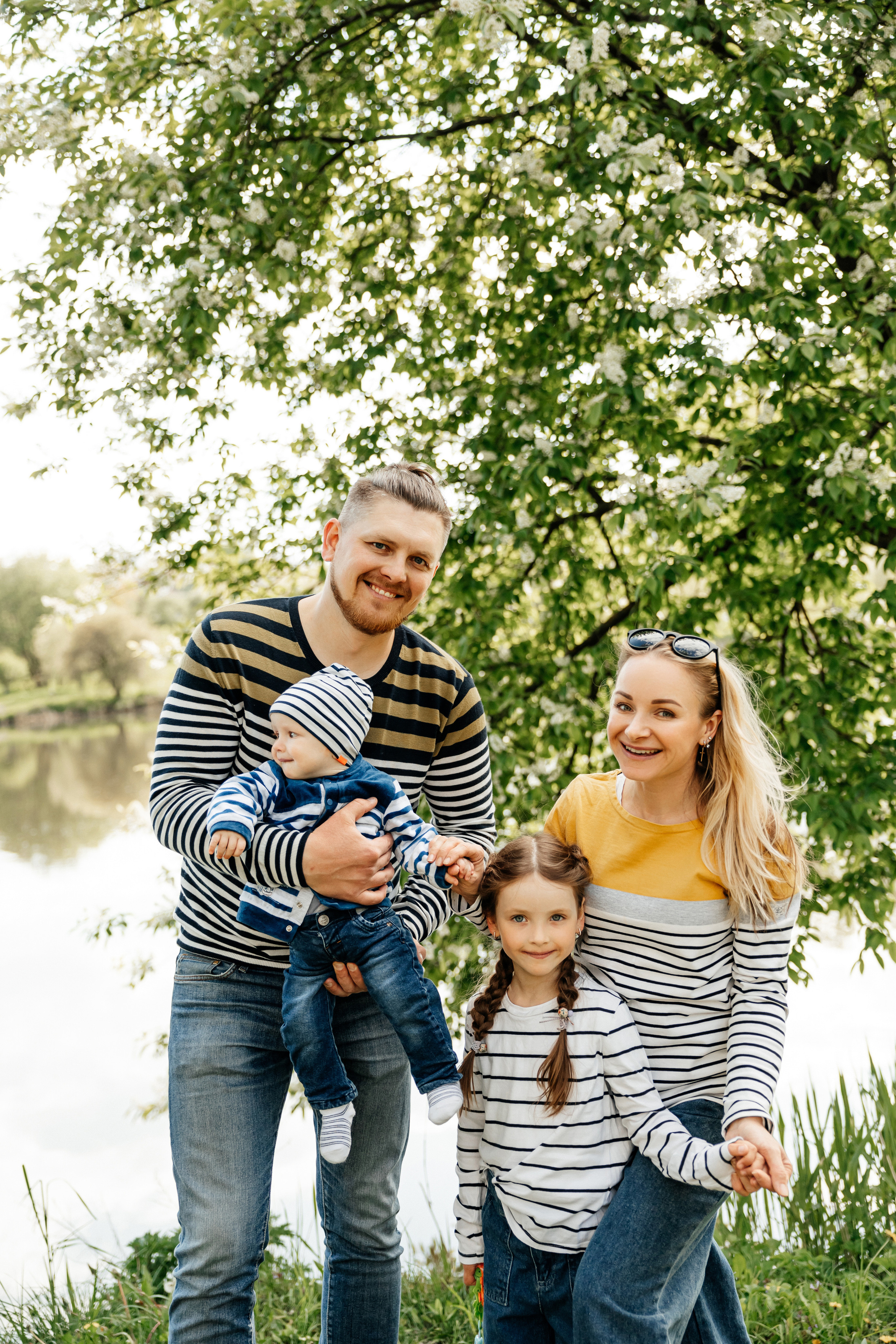 На улице весной. Свадебный и портретный фотограф Минск Евсович Инна