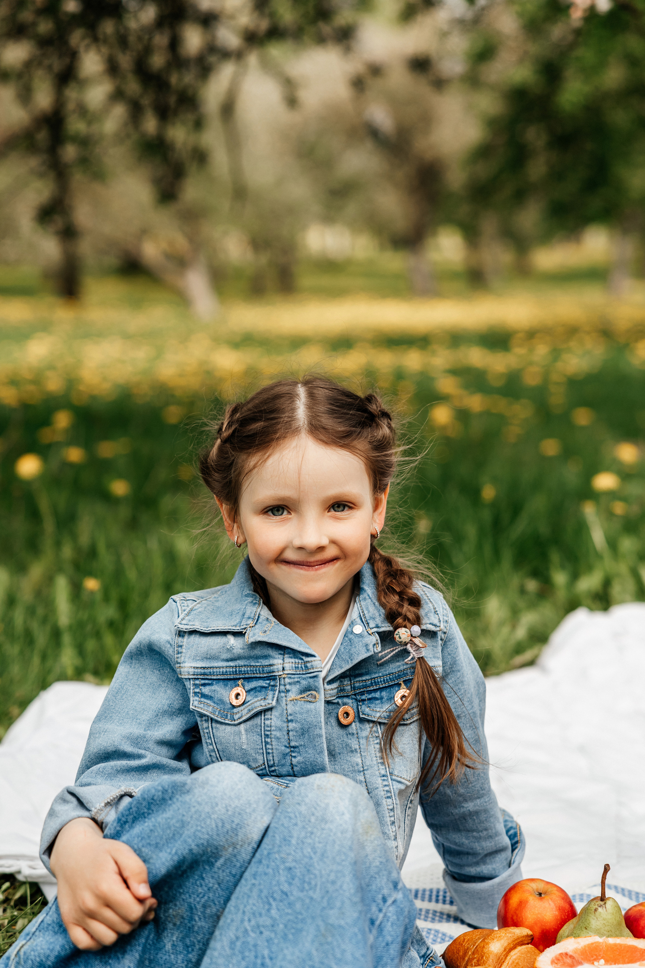 На улице весной. Свадебный и портретный фотограф Минск Евсович Инна