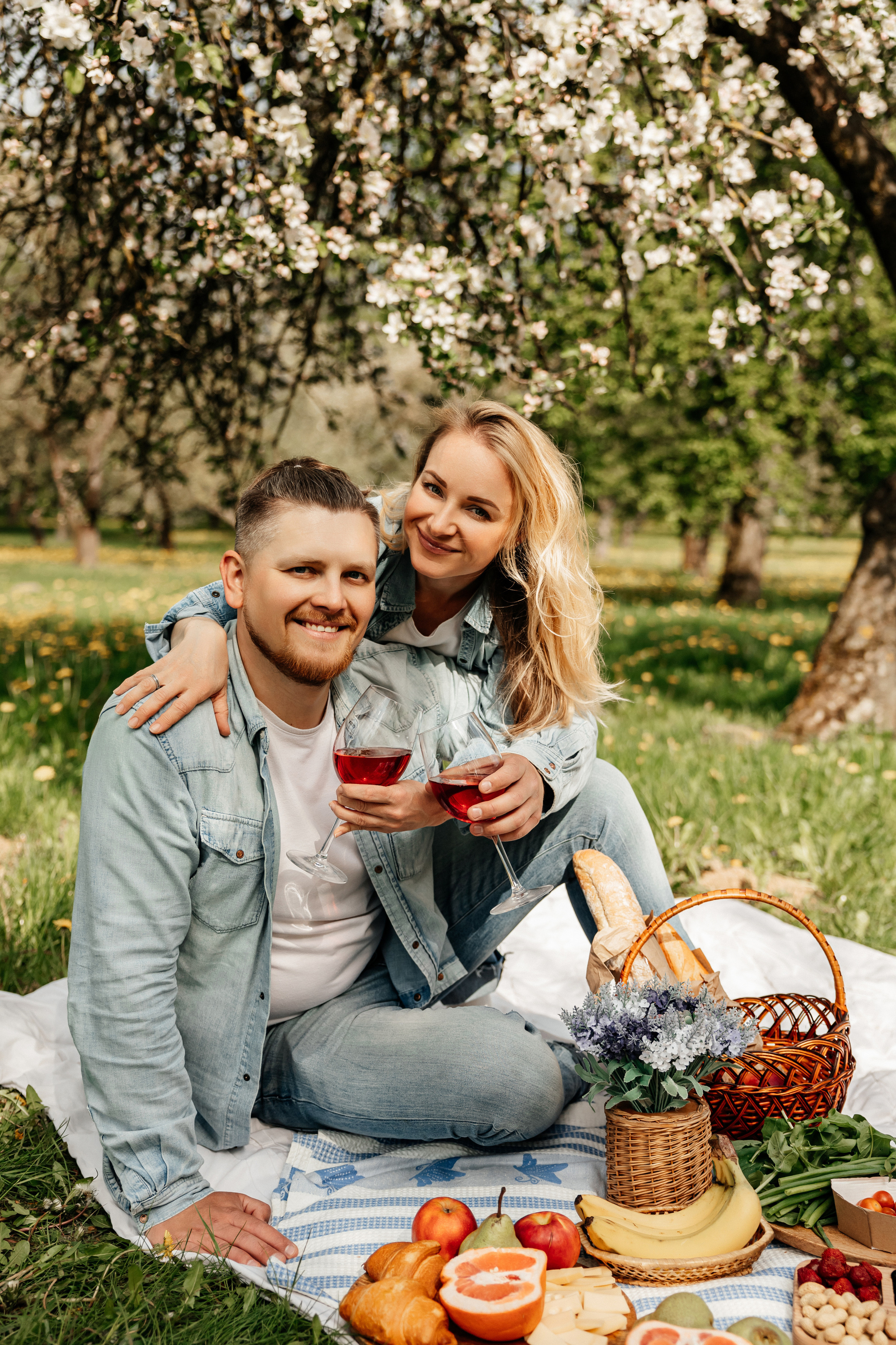 На улице весной. Свадебный и портретный фотограф Минск Евсович Инна