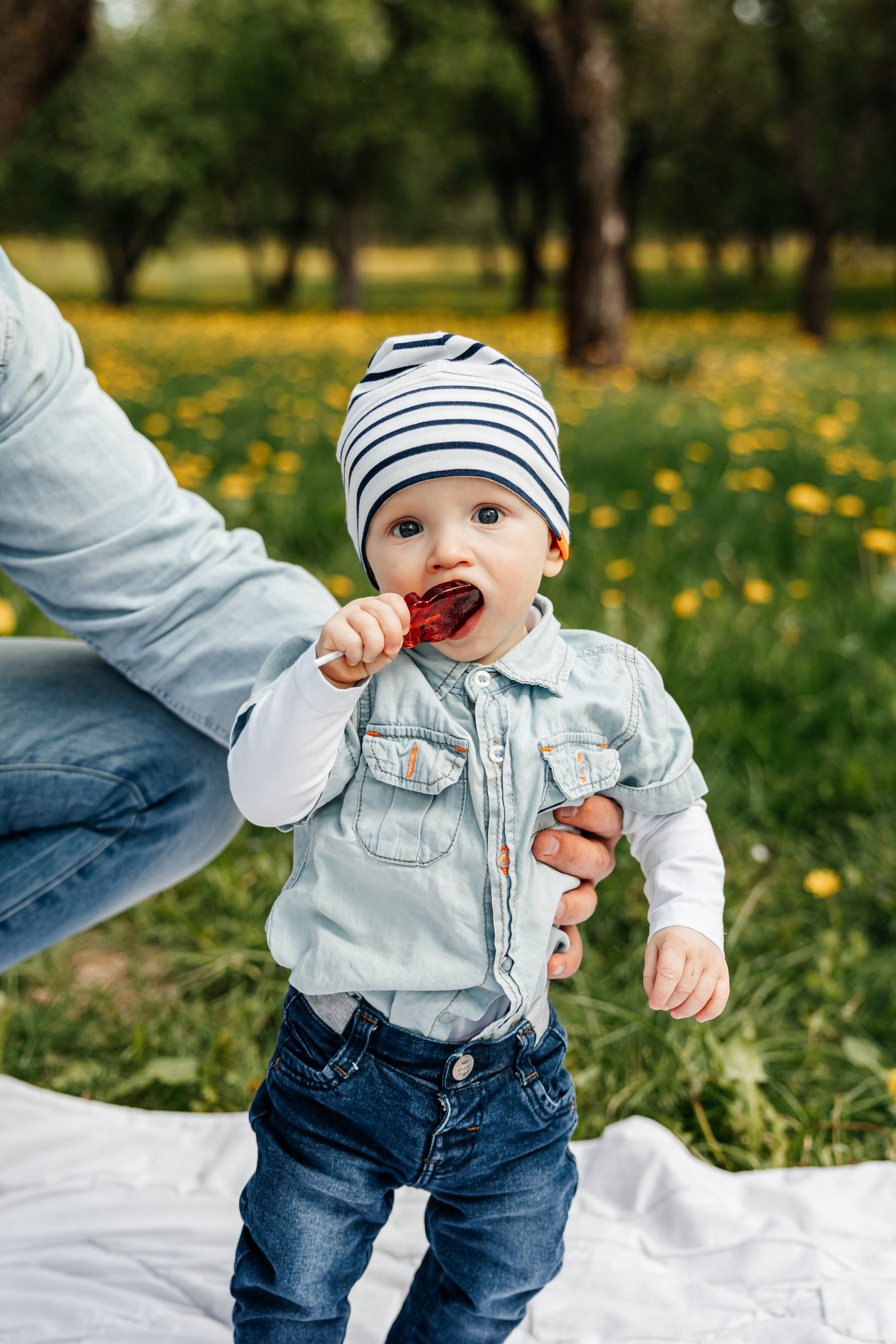 На улице весной. Свадебный и портретный фотограф Минск Евсович Инна