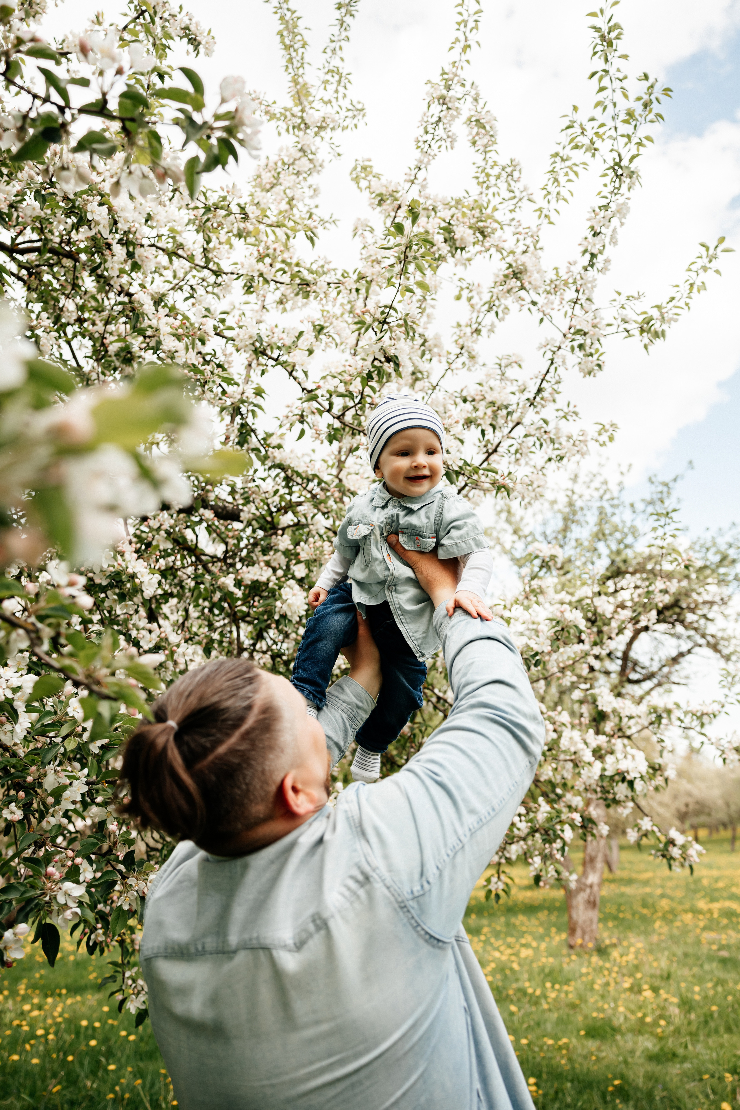 На улице весной. Свадебный и портретный фотограф Минск Евсович Инна