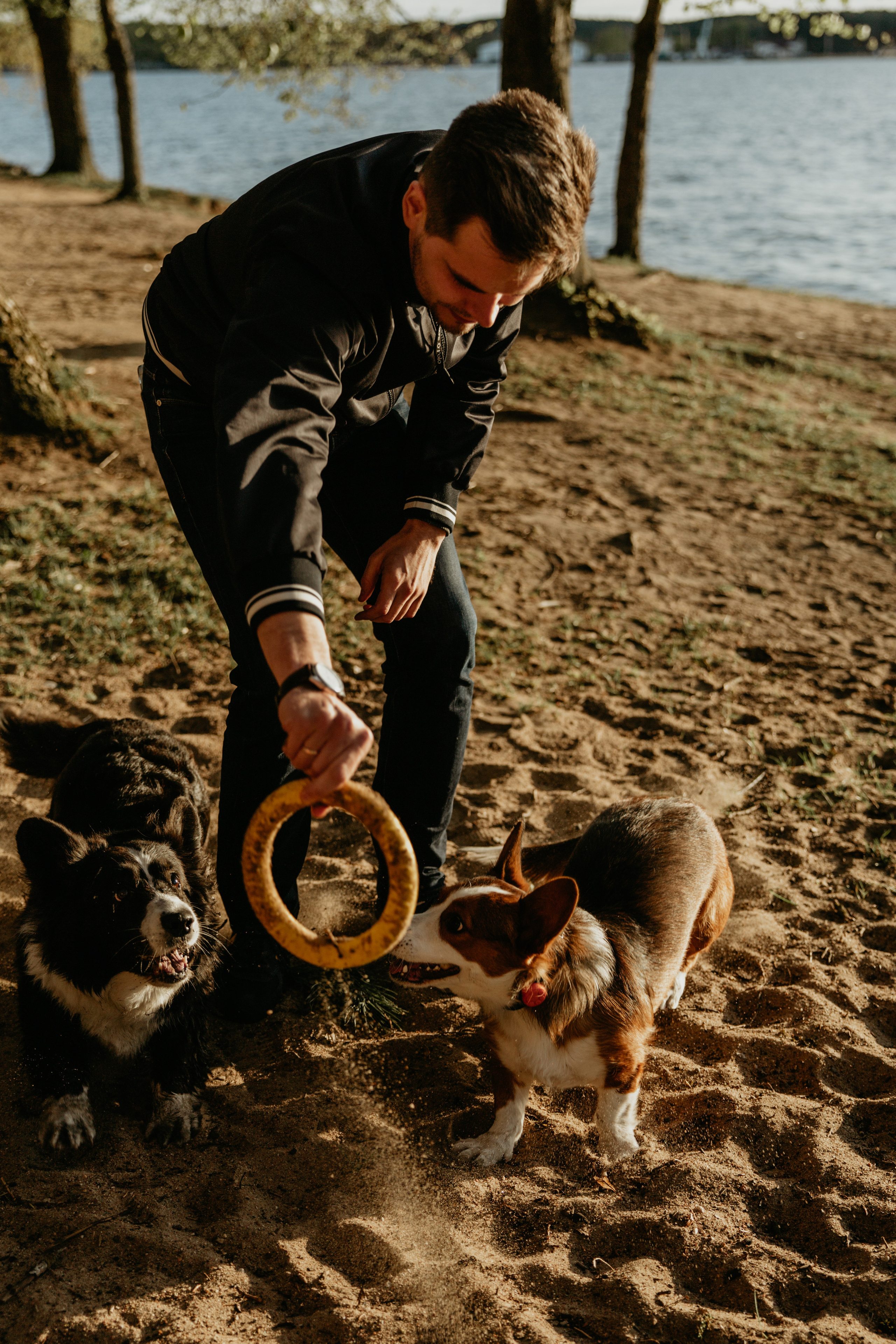 С Корги на Минском море. Свадебный и портретный фотограф Минск Евсович Инна