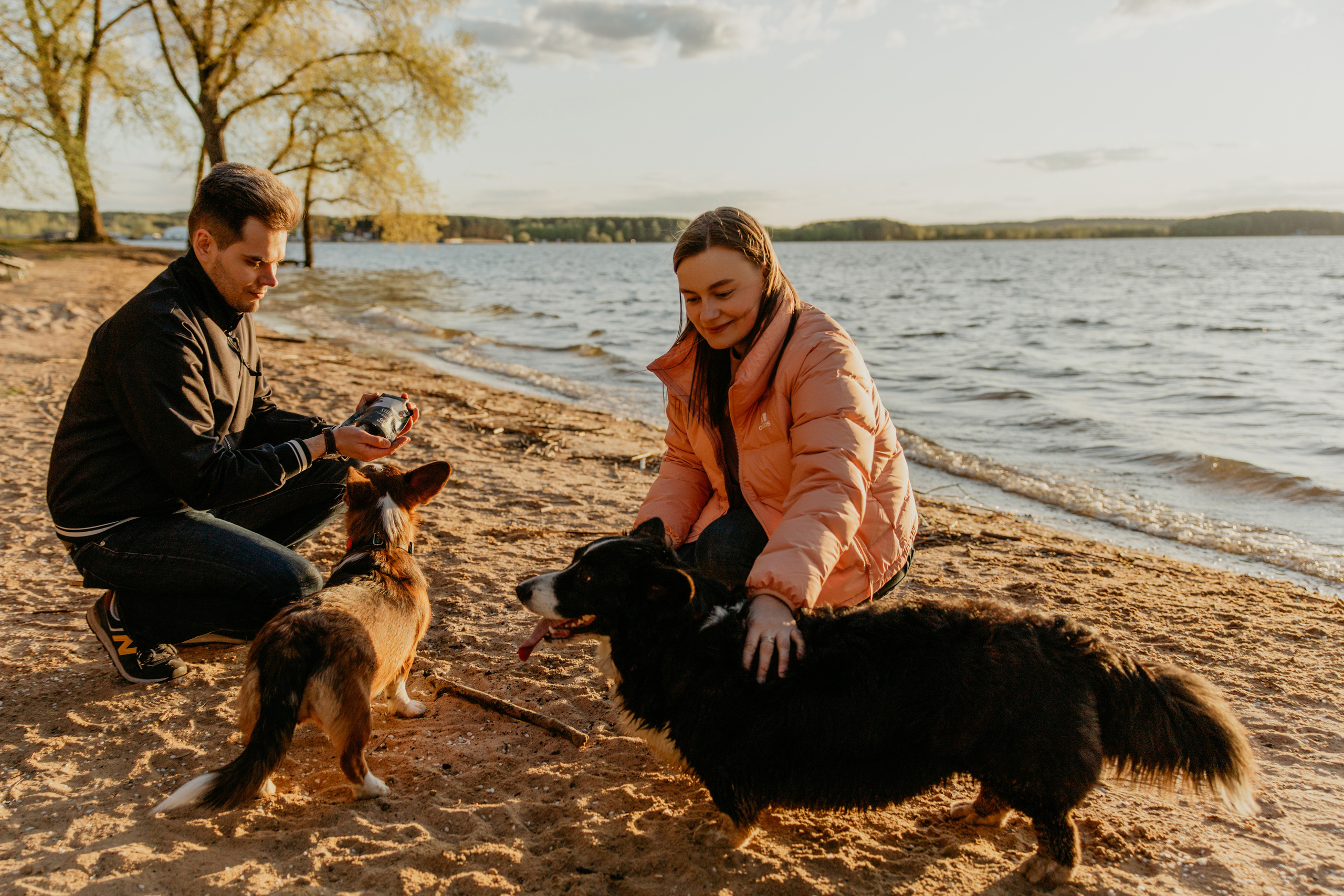С Корги на Минском море. Свадебный и портретный фотограф Минск Евсович Инна