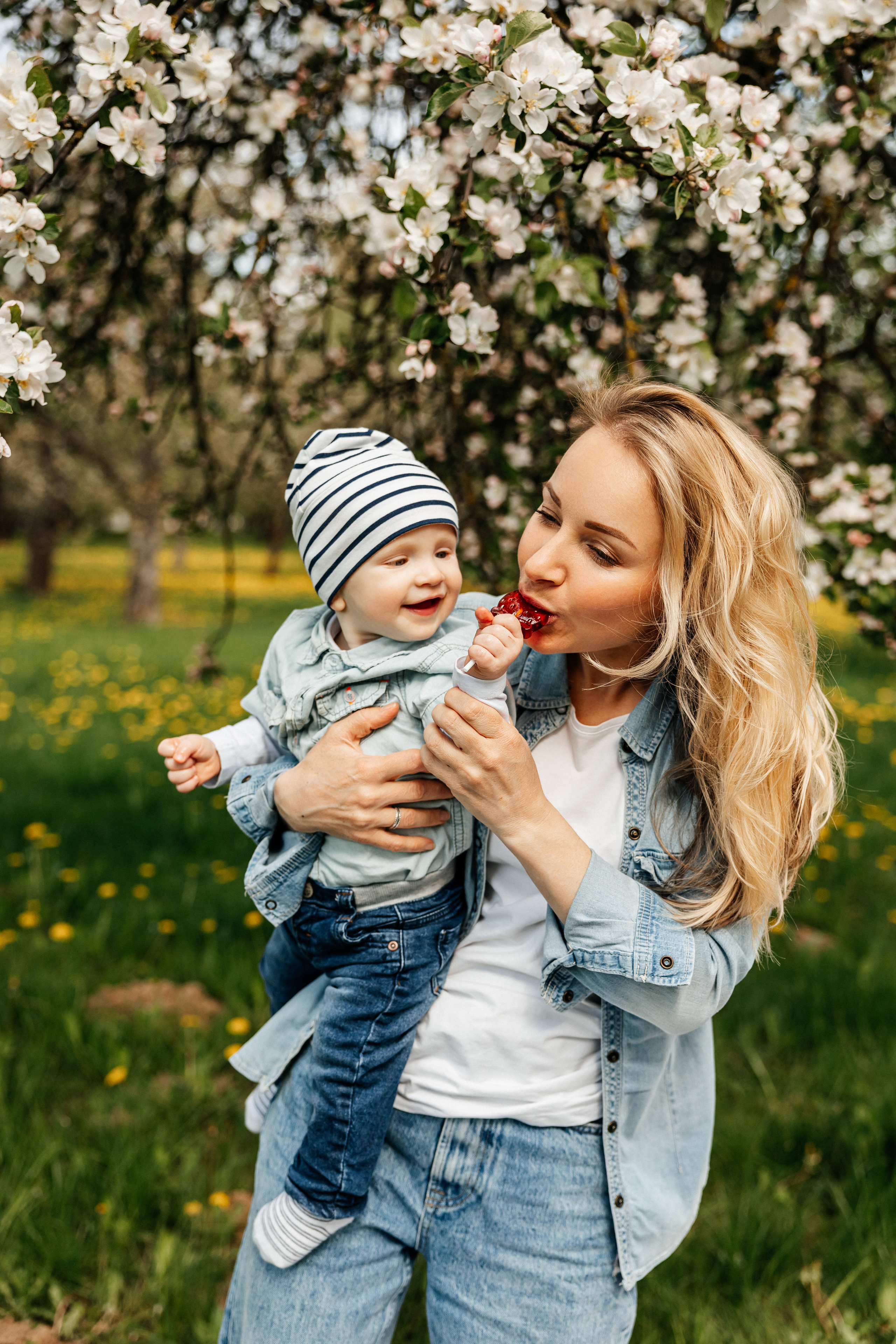 На улице весной. Свадебный и портретный фотограф Минск Евсович Инна