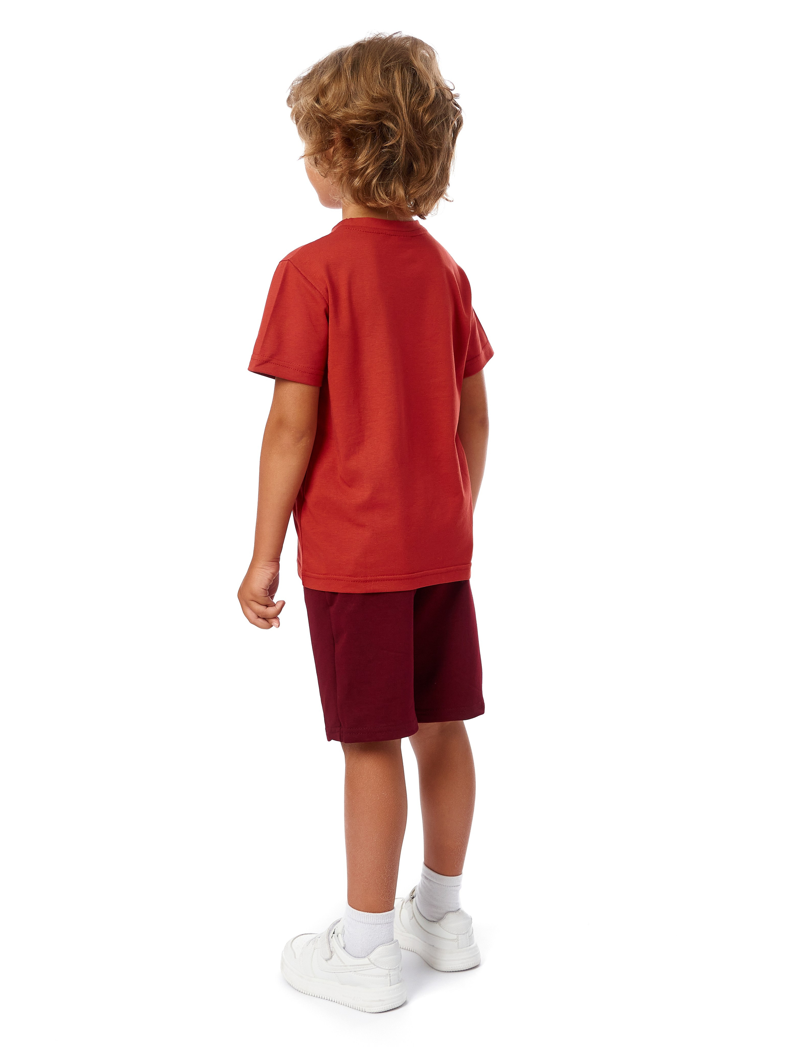 Детские костюмы. Каталожный предметный фотограф