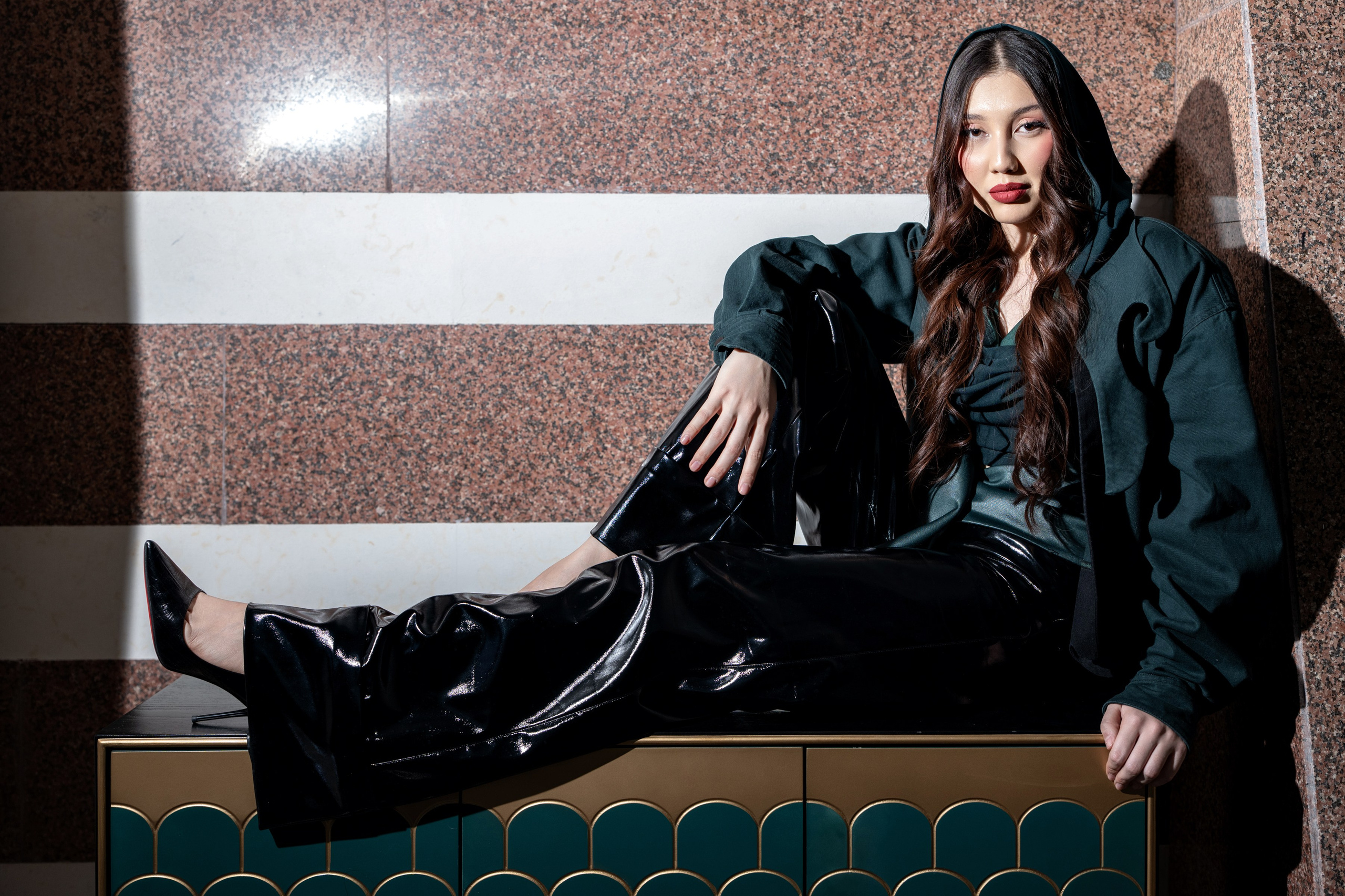 Backstage. Сайт Алматинского НЮ АРТ, будуар и фэшн фотографа Дениса Карпенко