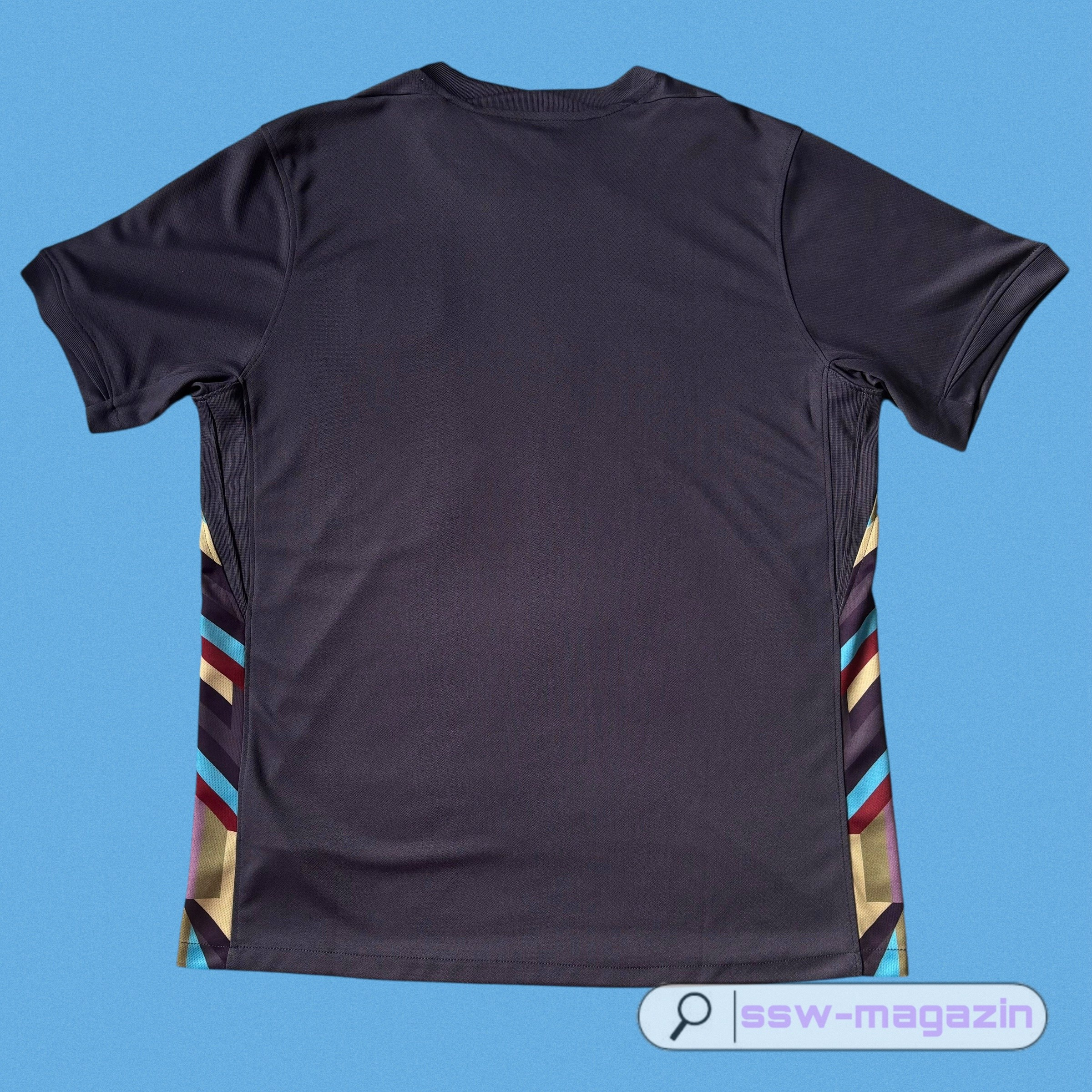 Джерси сборной Англии Stussy 2025-2026 купить. Футбольный магазин — ssw_magazin