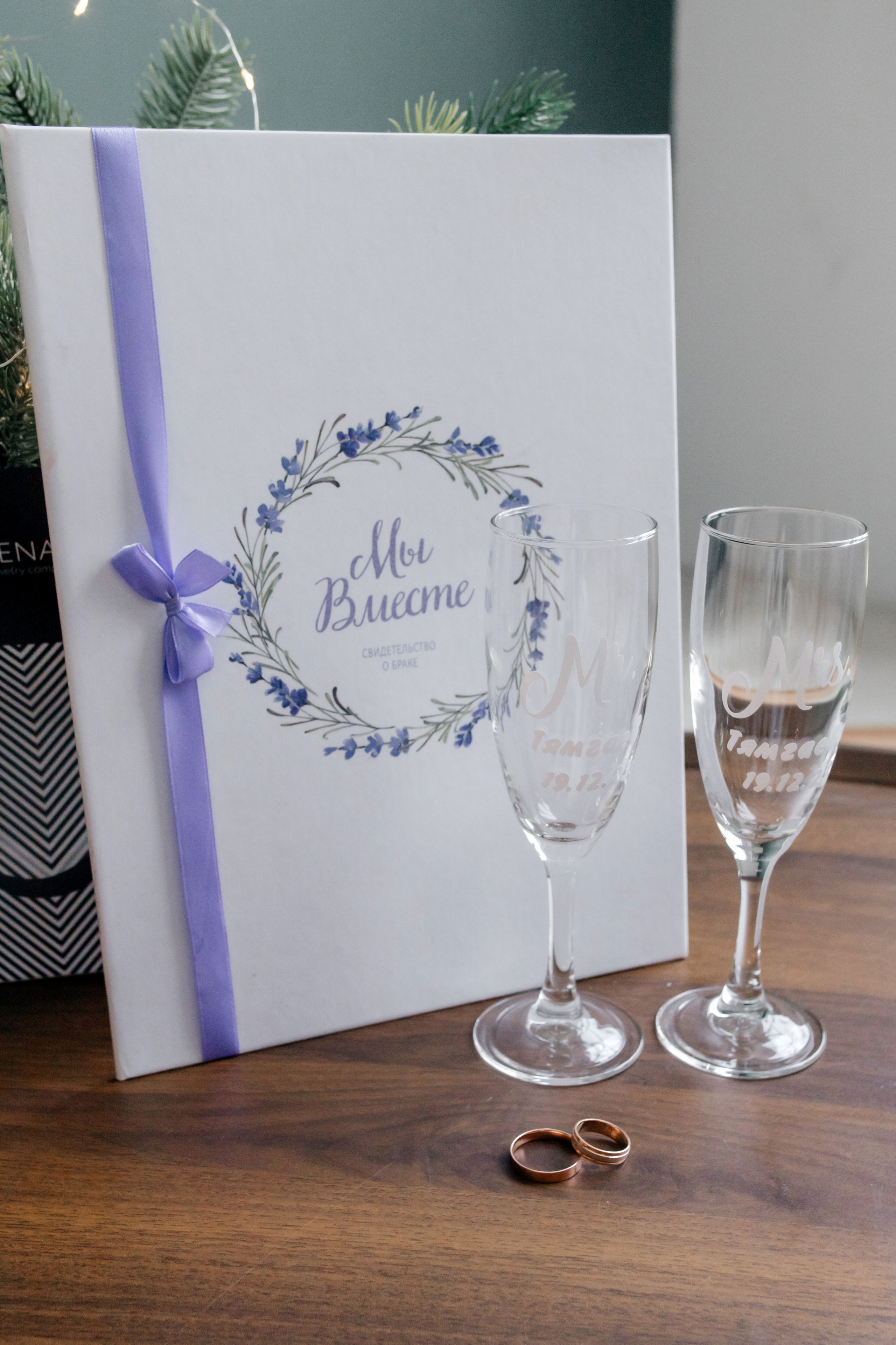 Свадебная фотосессия в фотостудии Нижнего Новгорода. Свадебный фотограф и фотограф Love-Store в Нижнем Новгороде Анастасия