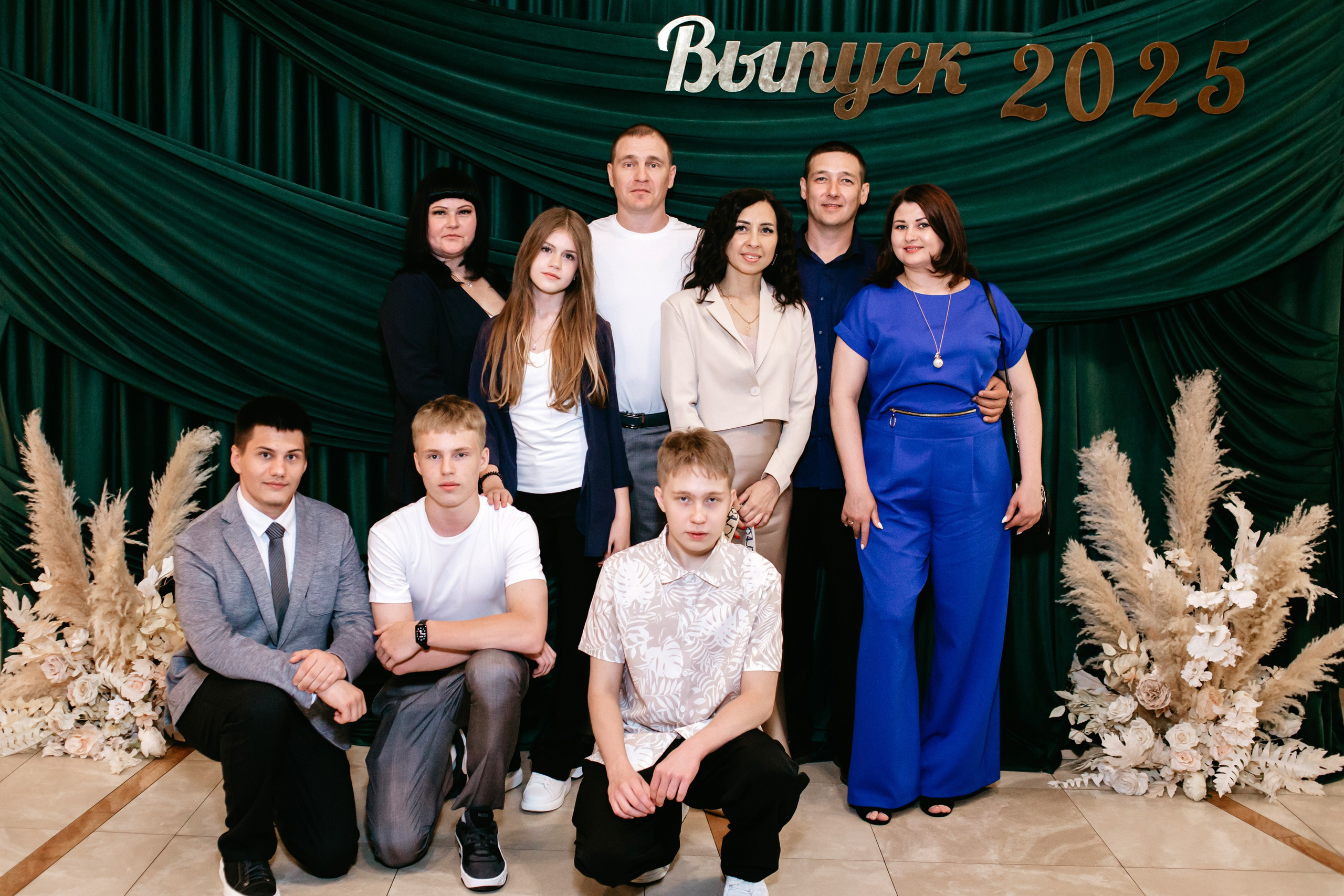 Выпускной 2025 (9класс) 124 школа. Фотограф в Челябинске Ополихина Анна