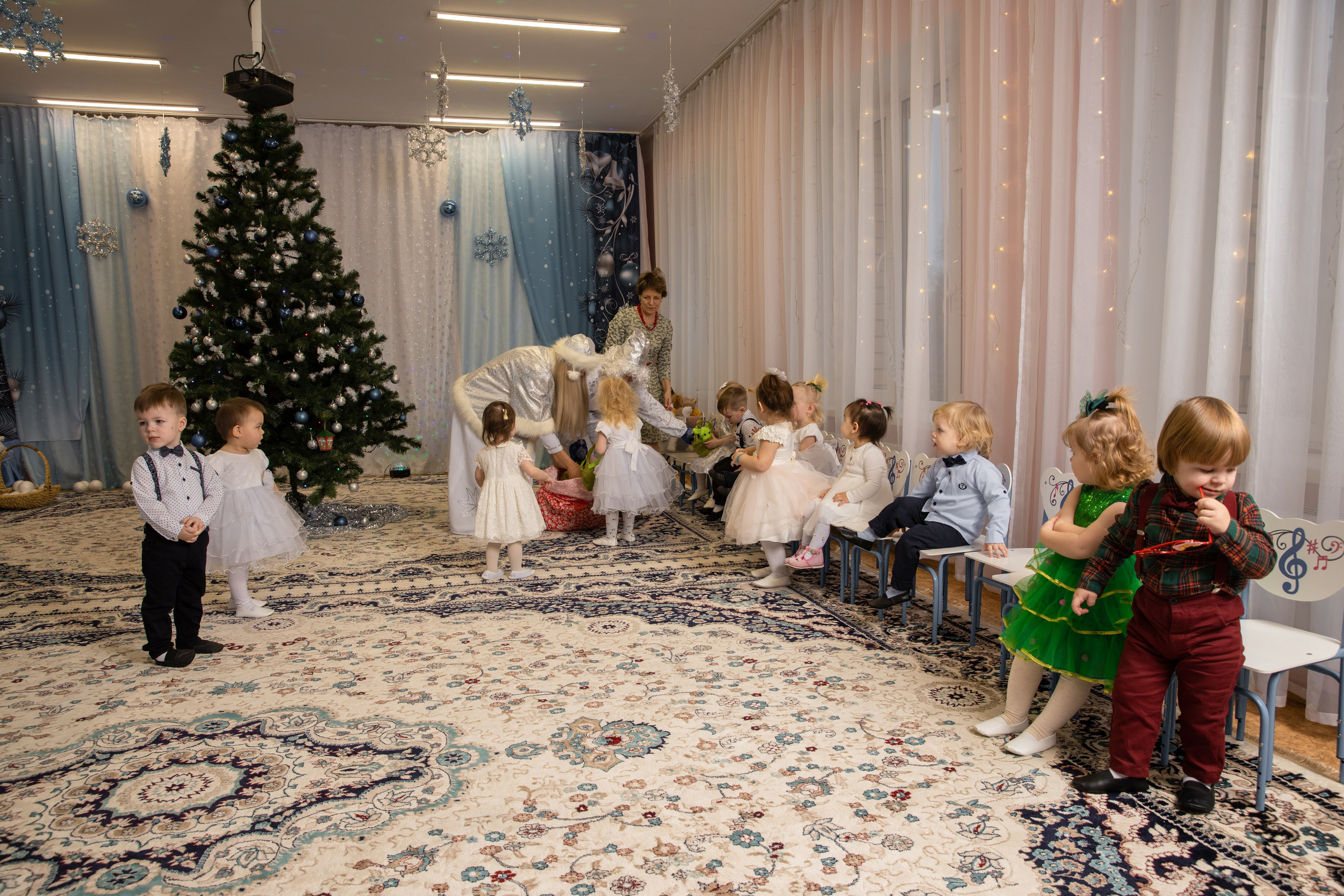 Новогодний утренник Успех. Фотограф в Железнодорожном и Балашихе