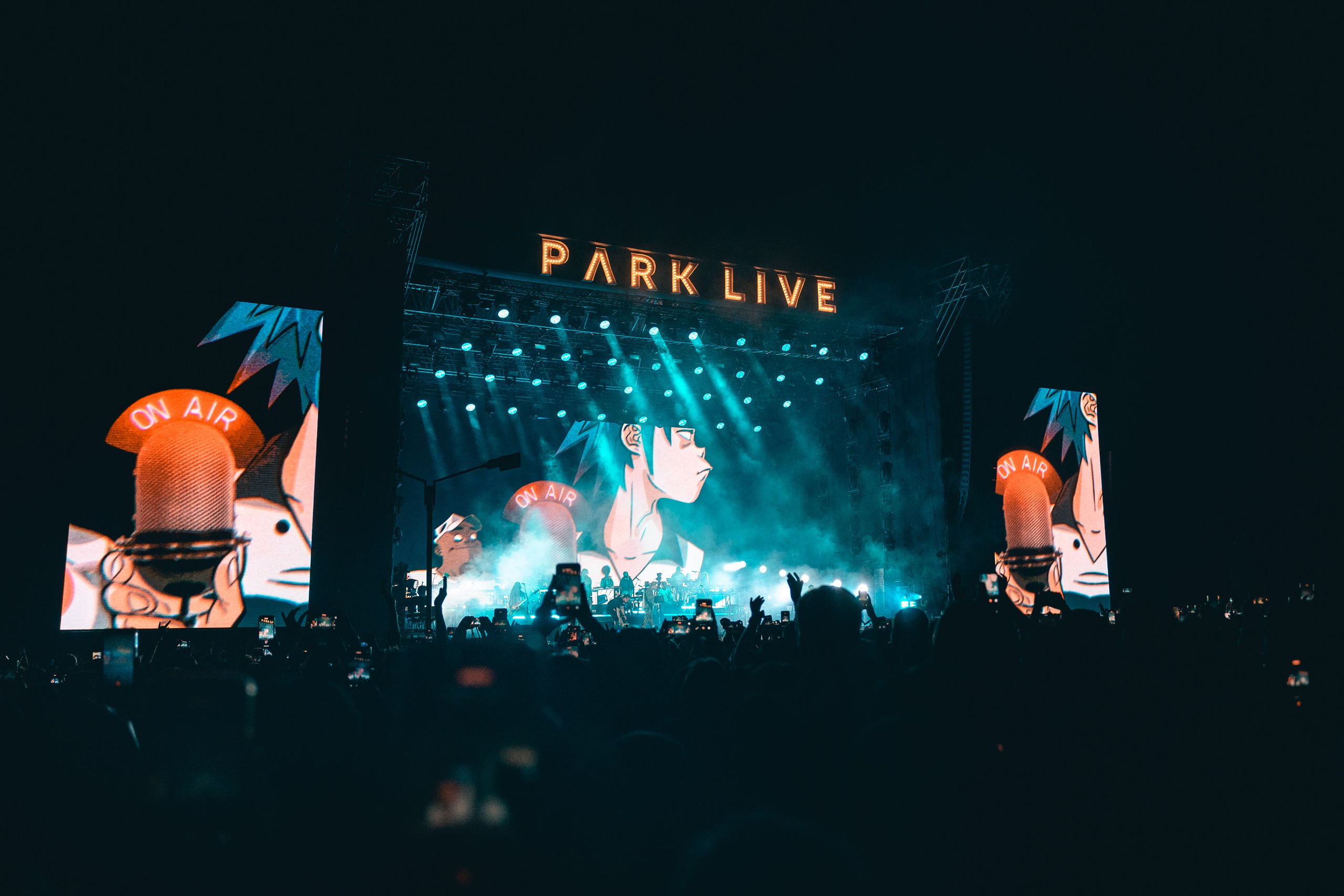 Gorillaz. Магия музыки в кадре: Концертная Фотография