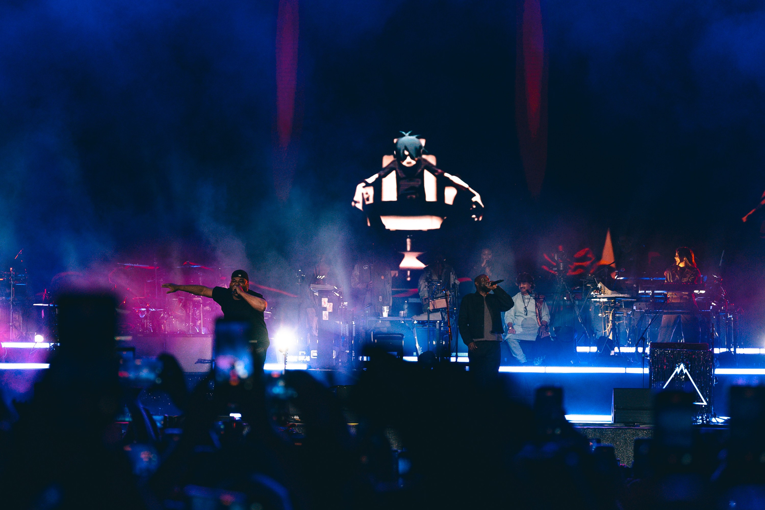 Gorillaz. Магия музыки в кадре: Концертная Фотография
