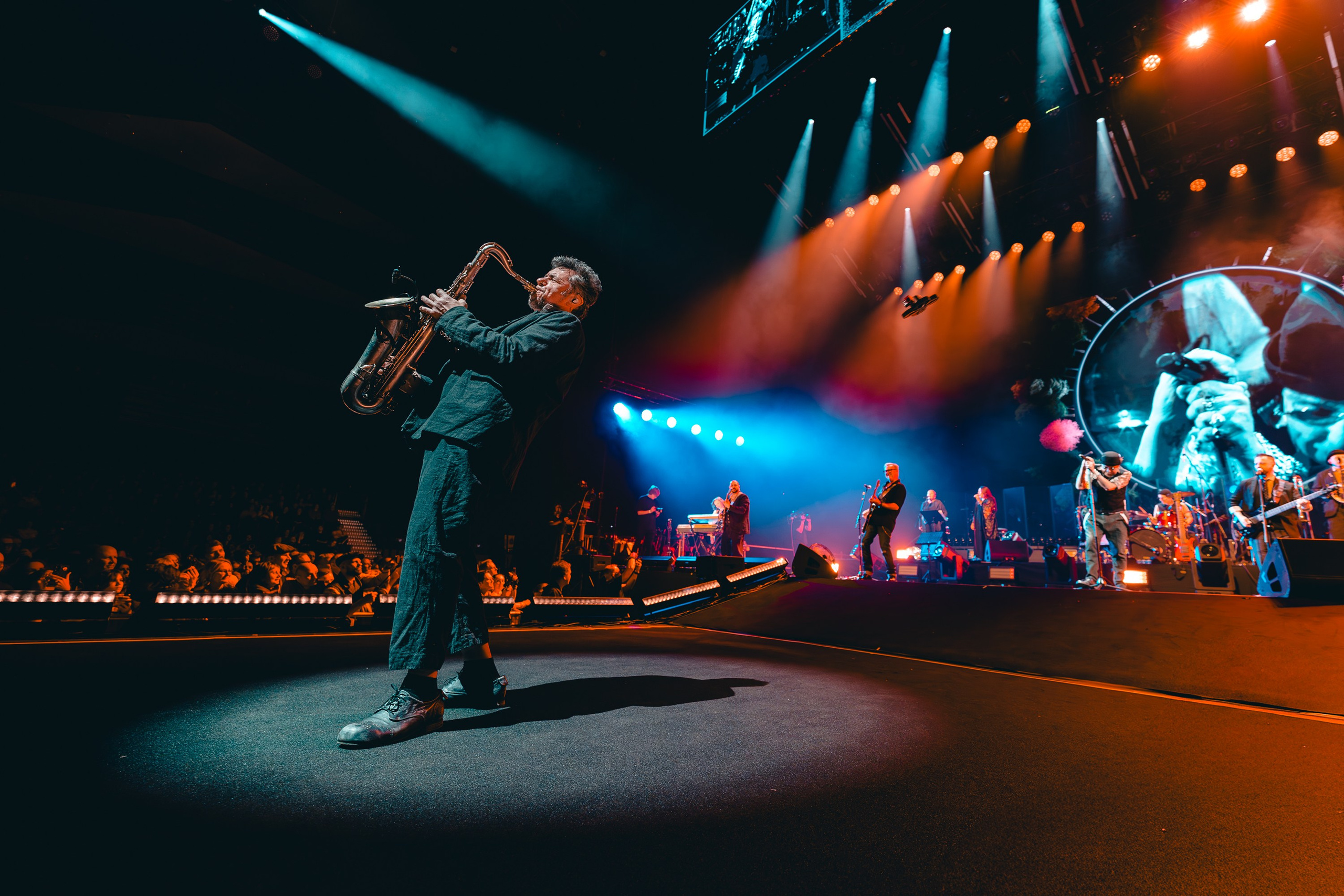Гарик Сукачёв. Магия музыки в кадре: Концертная Фотография