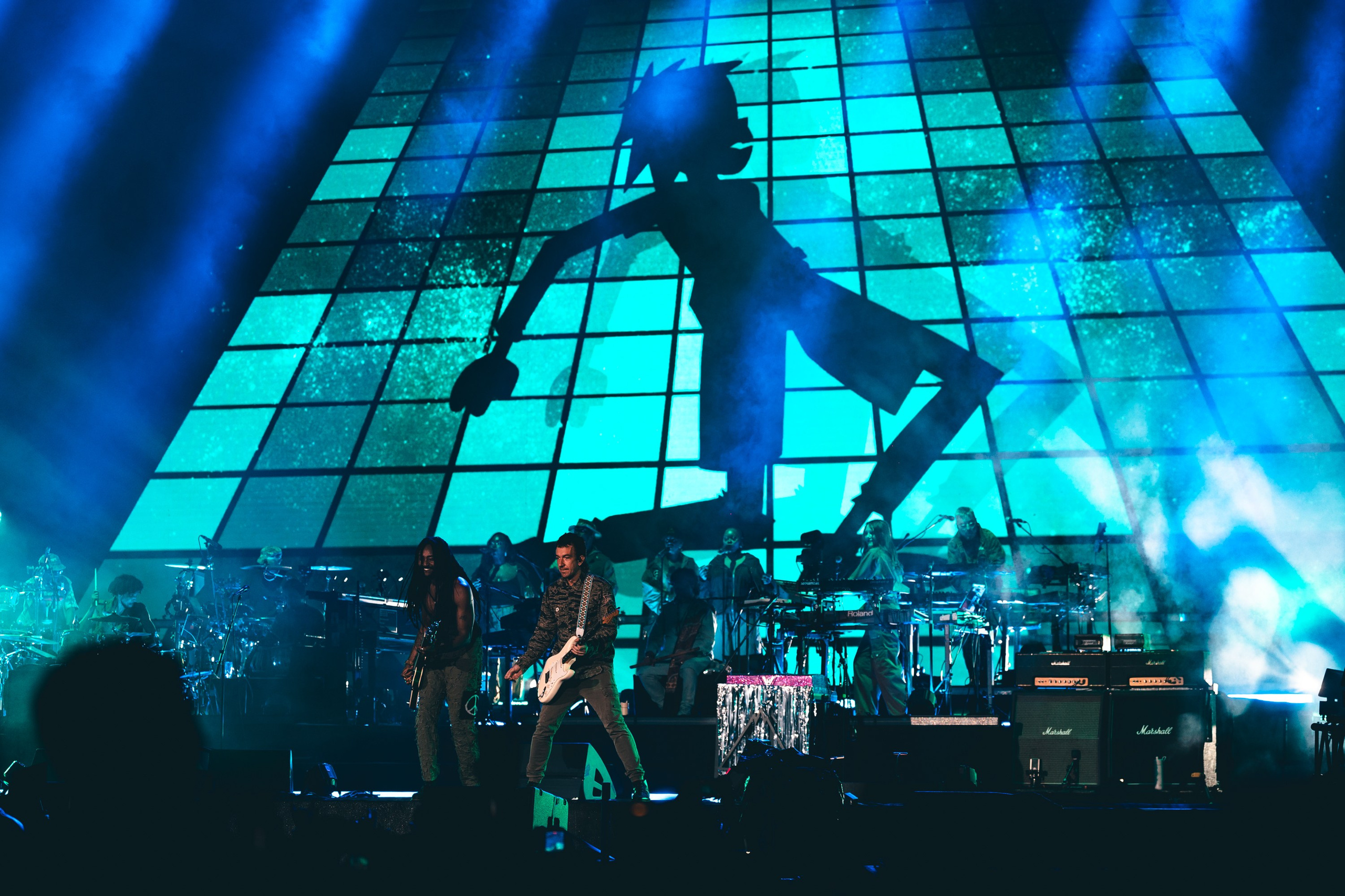 Gorillaz. Магия музыки в кадре: Концертная Фотография