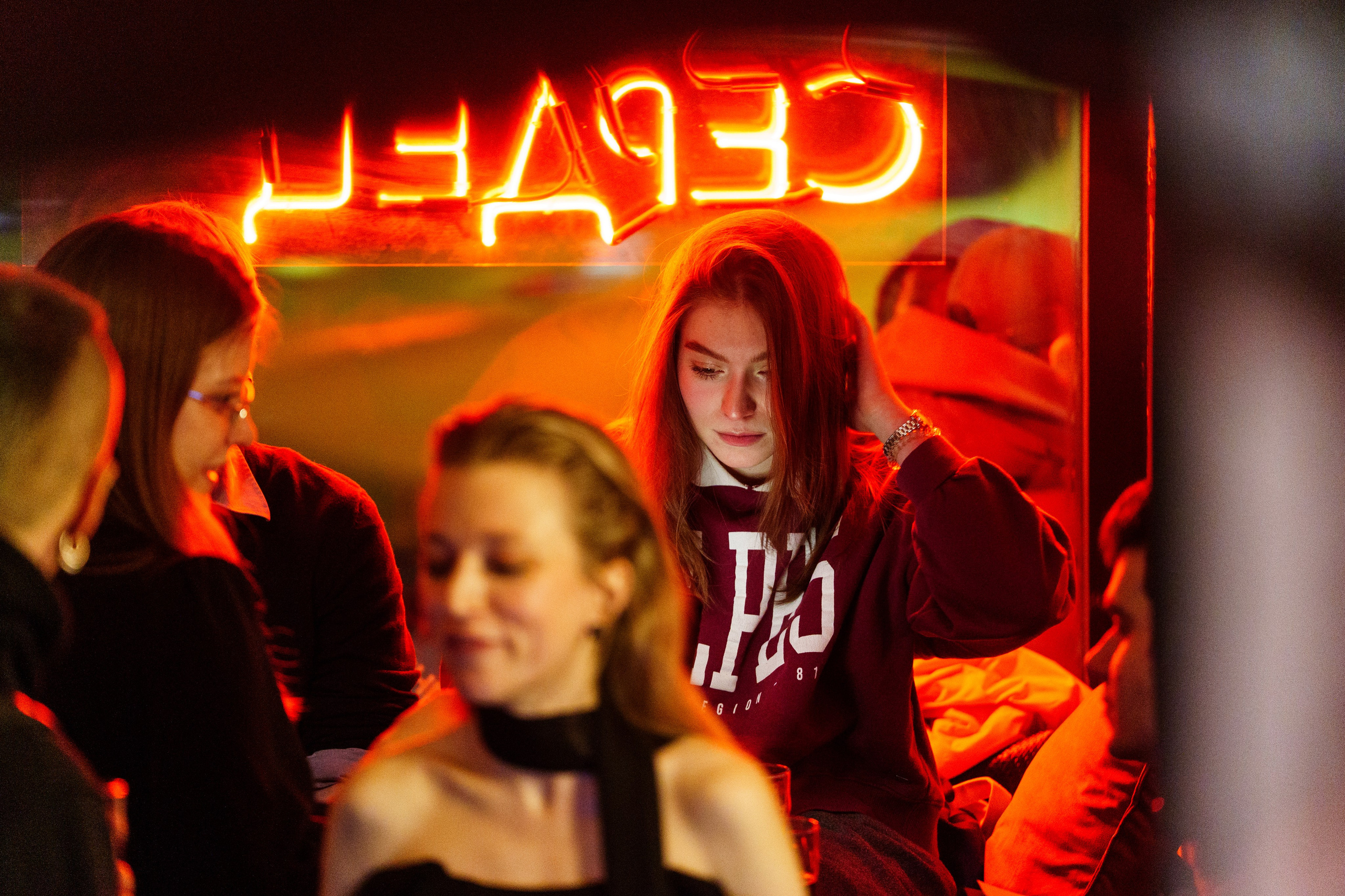 День святого Валентина в Баре разбитых сердец. Концертный и репортажный фотограф в Санкт-Петербурге Слава Пахомов