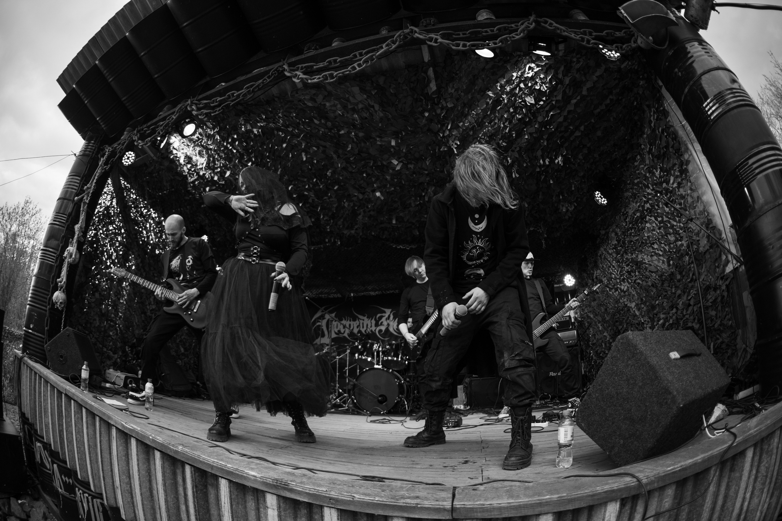 Фестиваль «ПОСРЕДИ КЛАДБИЩ И БОЛОТ»|Архангельск. Концертный и репортажный фотограф в Санкт-Петербурге Слава Пахомов