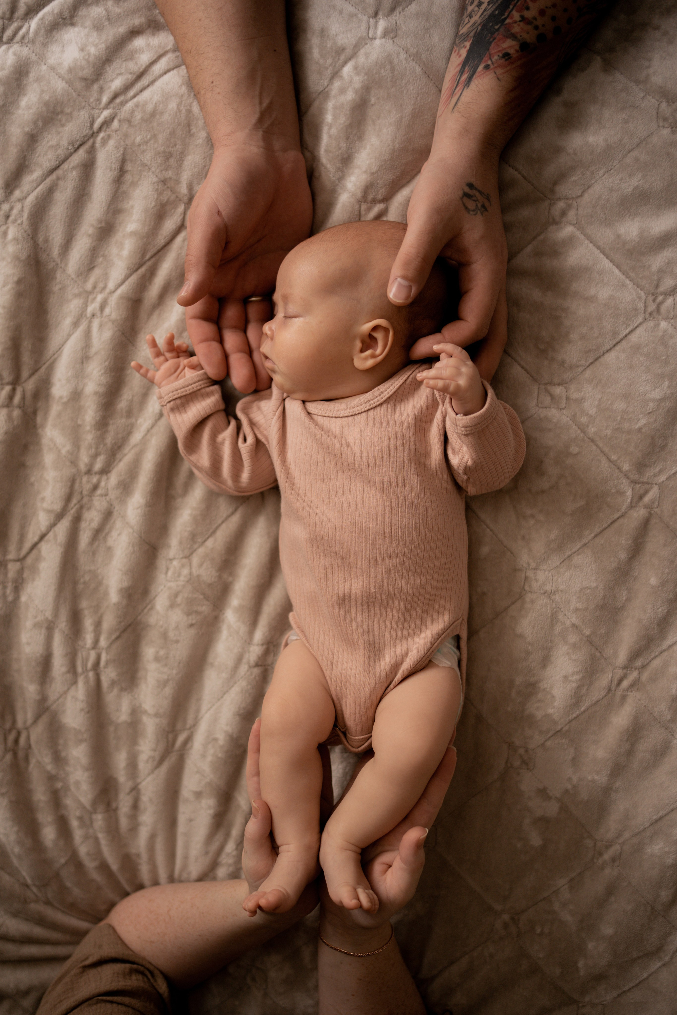 Мария, Артём и Анечка. Фотограф грудного вскармливания в Москве Екатерина