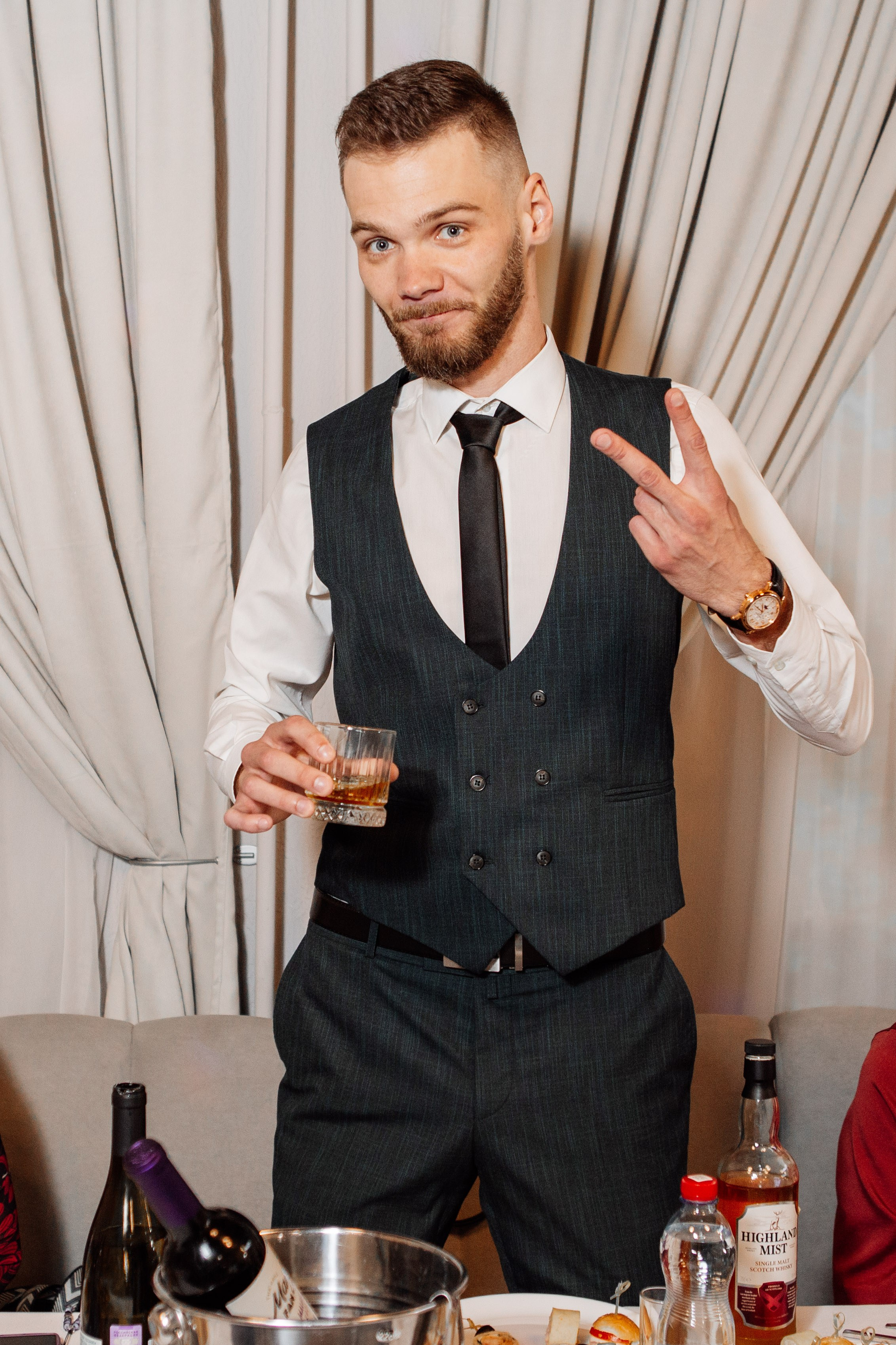 ДЕНЬ РОЖДЕНИЯ. Репортажный фотограф Москва (детские праздники, квизы, концерты, дни рождения, свадьбы)