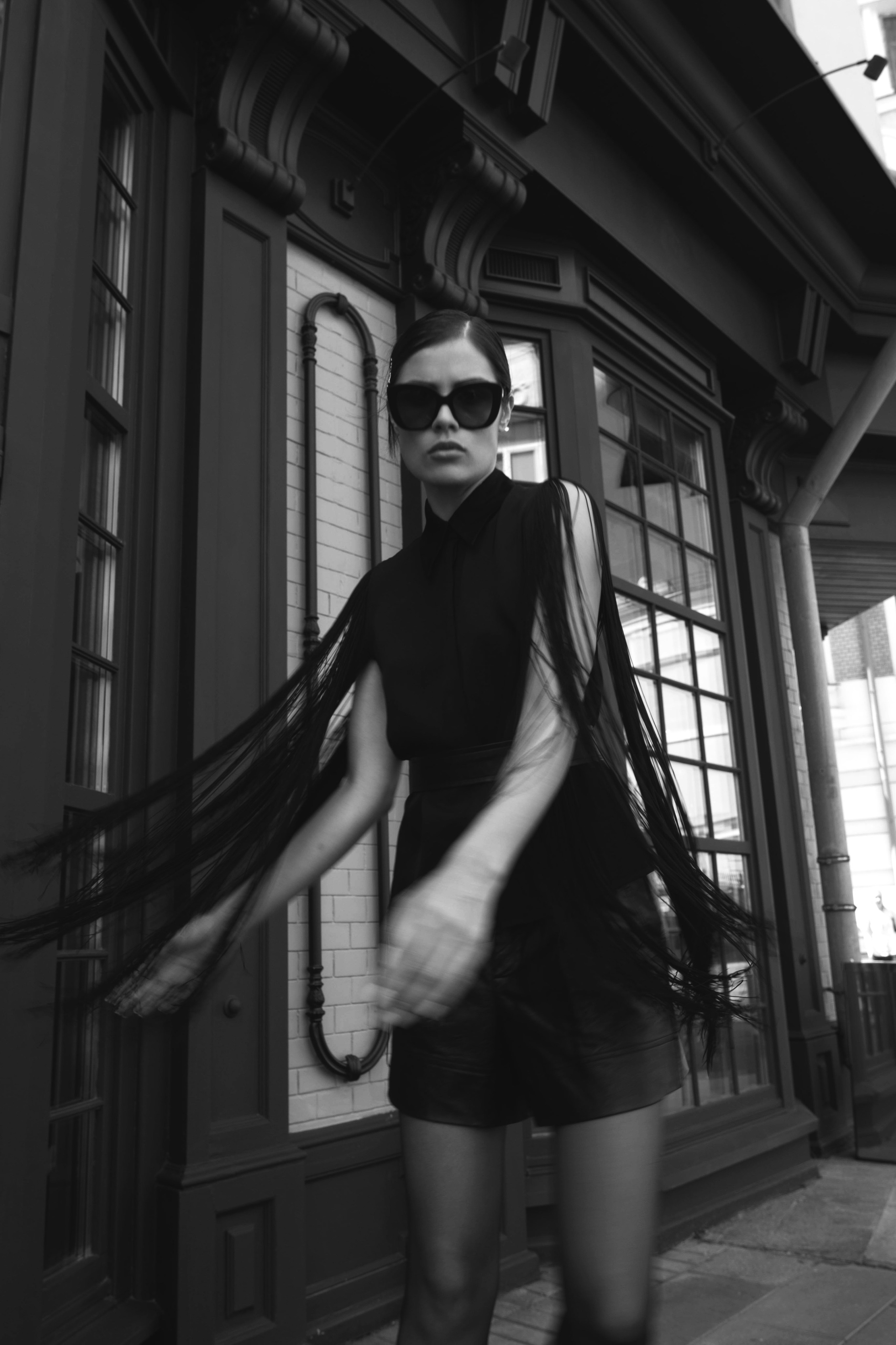 Стрит съемка Яны Выговской Москва. Кизя Мисриева — фотограф: плёнка, цифра. Москва и не только