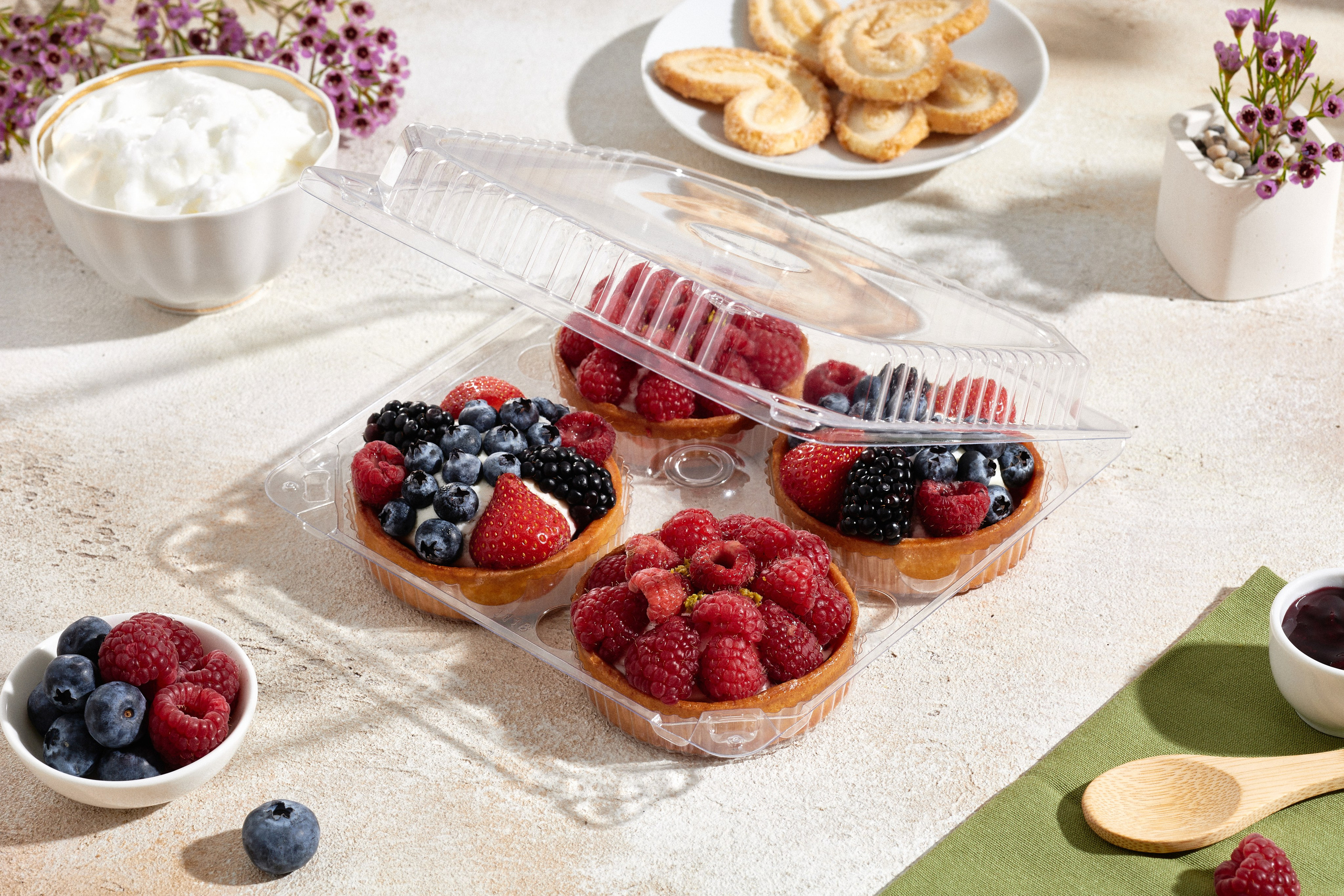 Контейнеры. Уютная студия предметной съемки для маркетплейсов в городе Москва