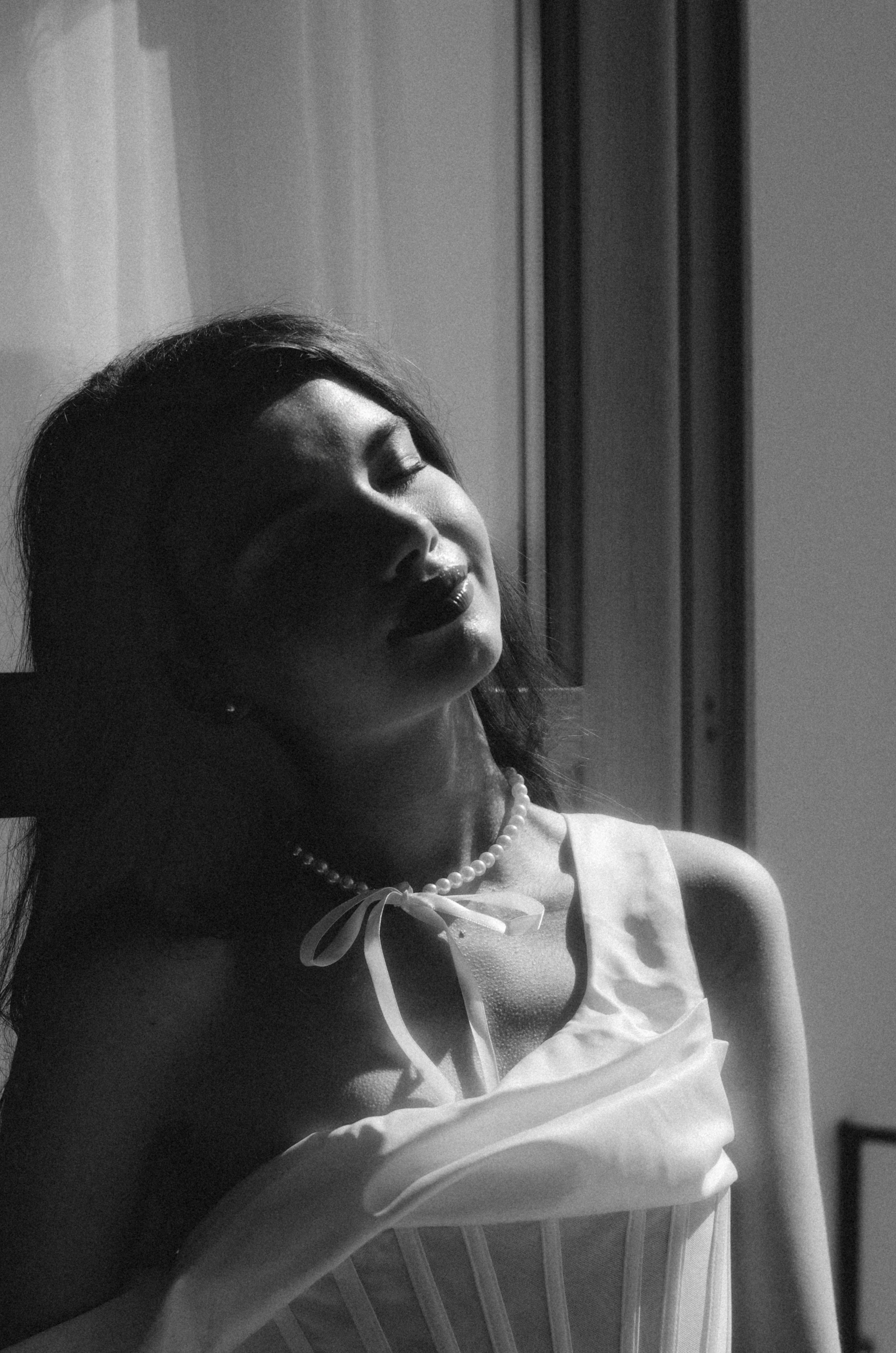 Фотосессия в стиле old money vintage. Денисова Аля — фотограф для парных съемок и индивидуальных историй в Барнауле