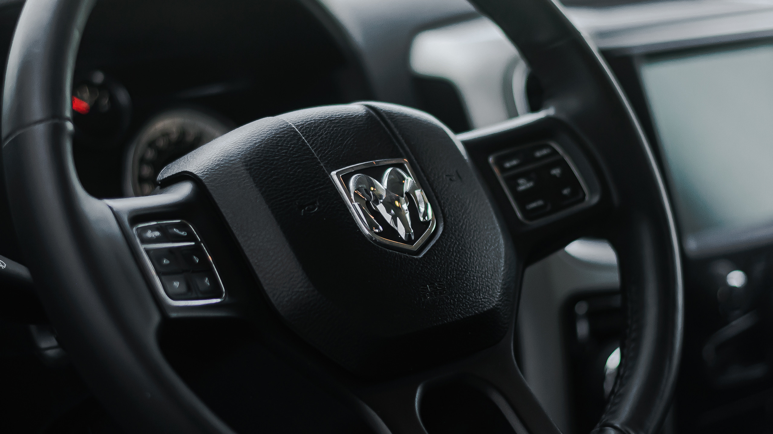 Dodge RAM1500. Репортажный фотограф в Кемерово