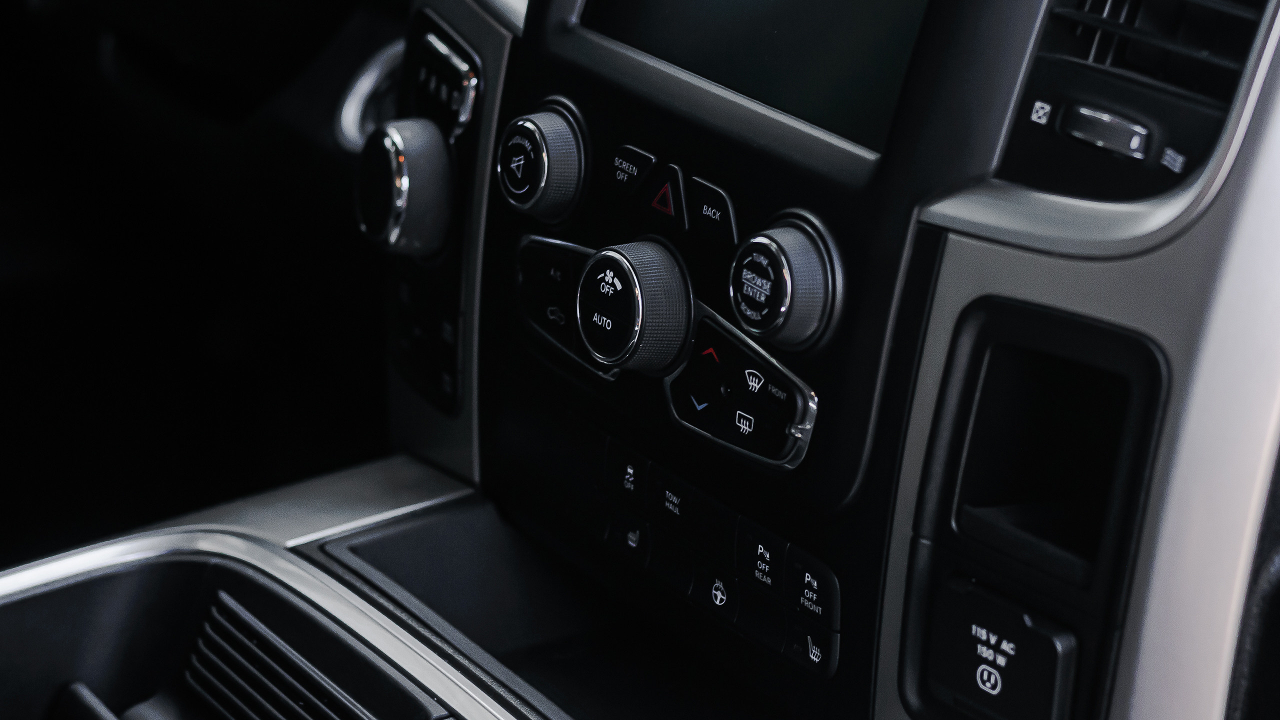 Dodge RAM1500. Репортажный фотограф в Кемерово