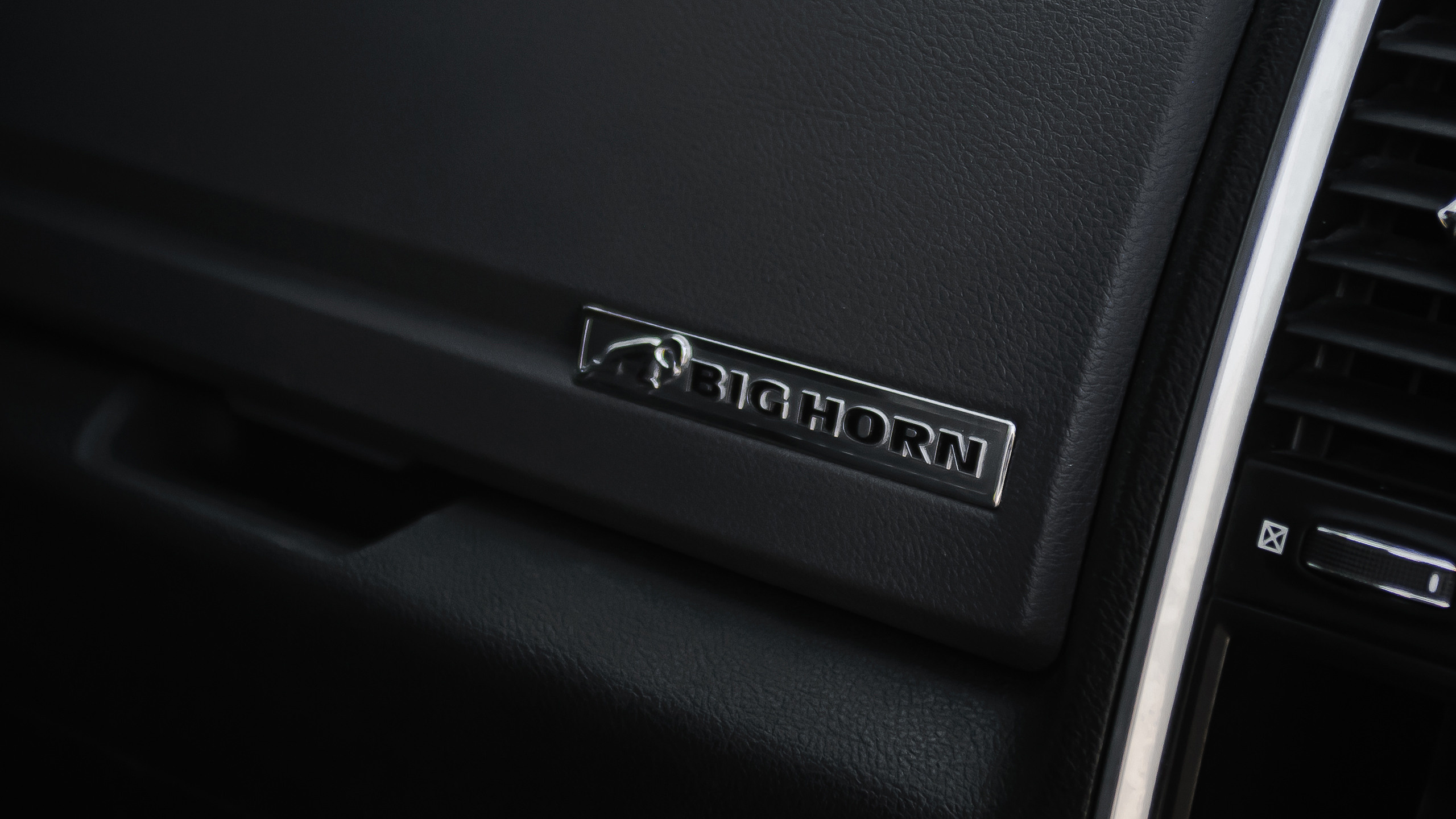 Dodge RAM1500. Репортажный фотограф в Кемерово