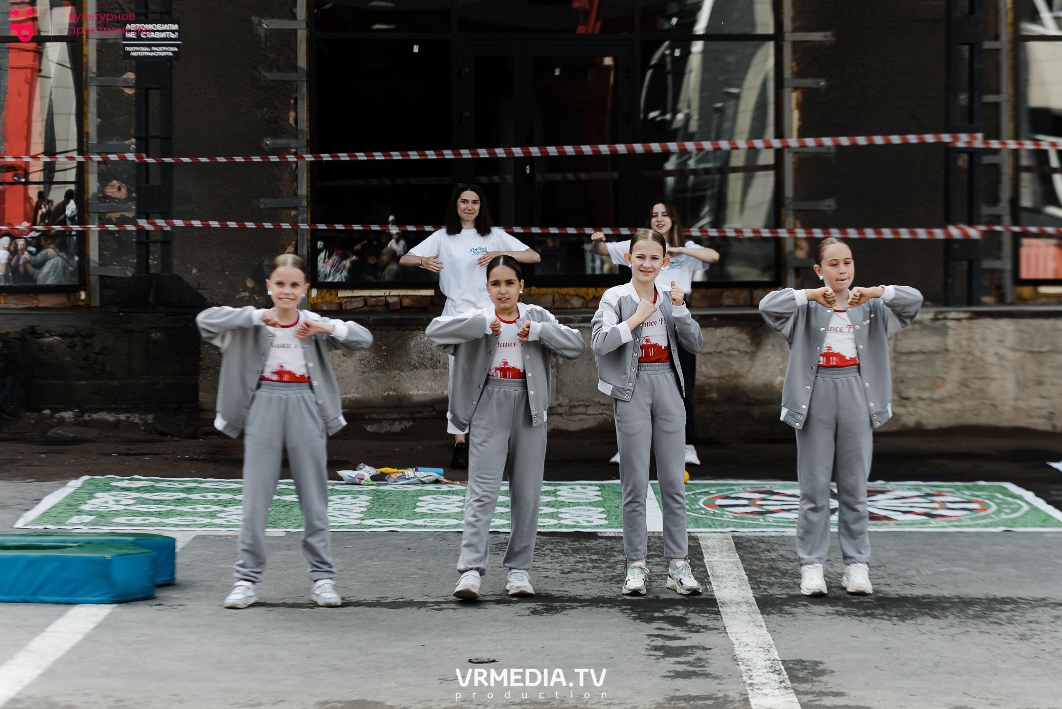 19.06.2022 — День рождения академии Игоря Крутого. Репортажный фотограф в Кемерово