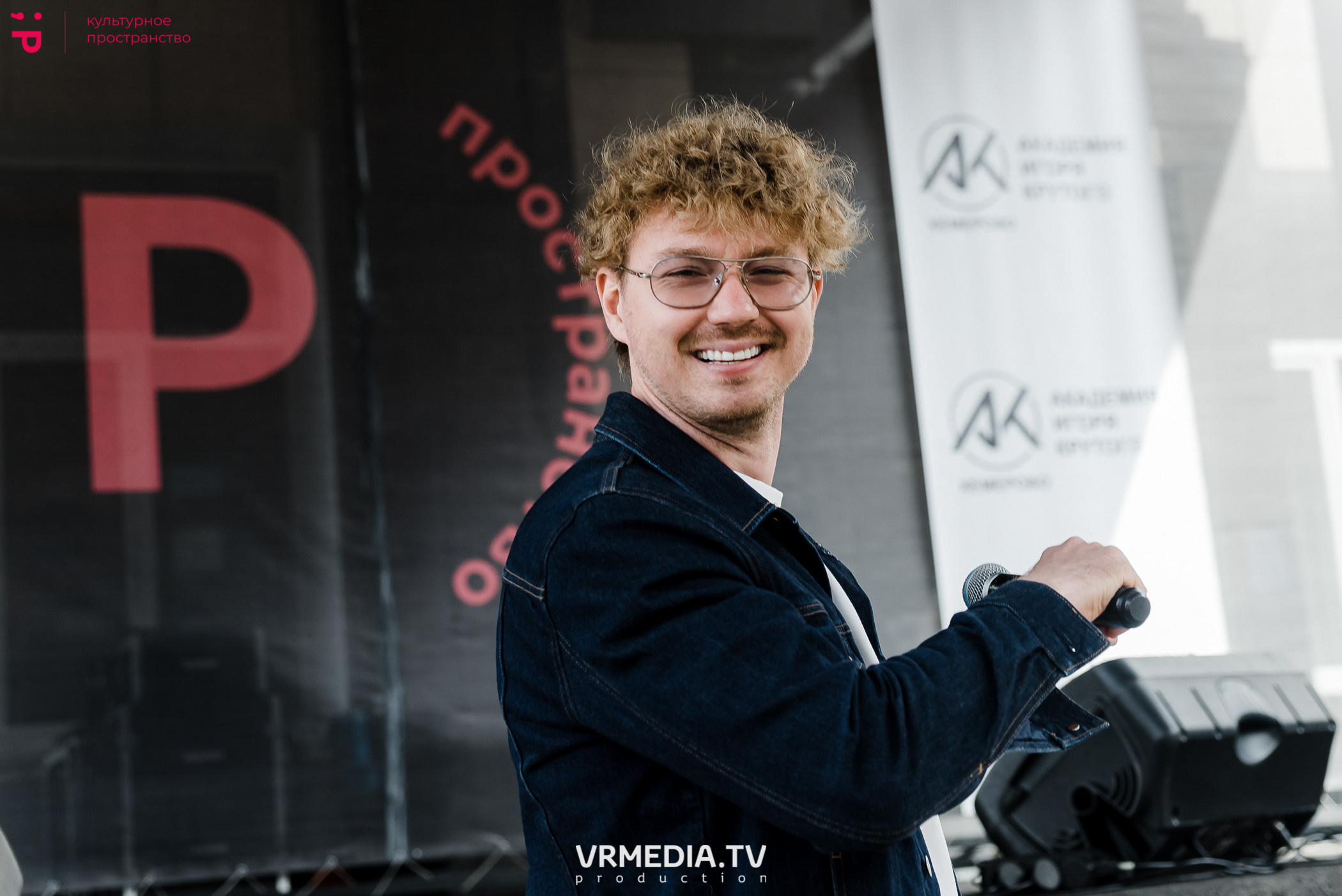 19.06.2022 — День рождения академии Игоря Крутого. Репортажный фотограф в Кемерово