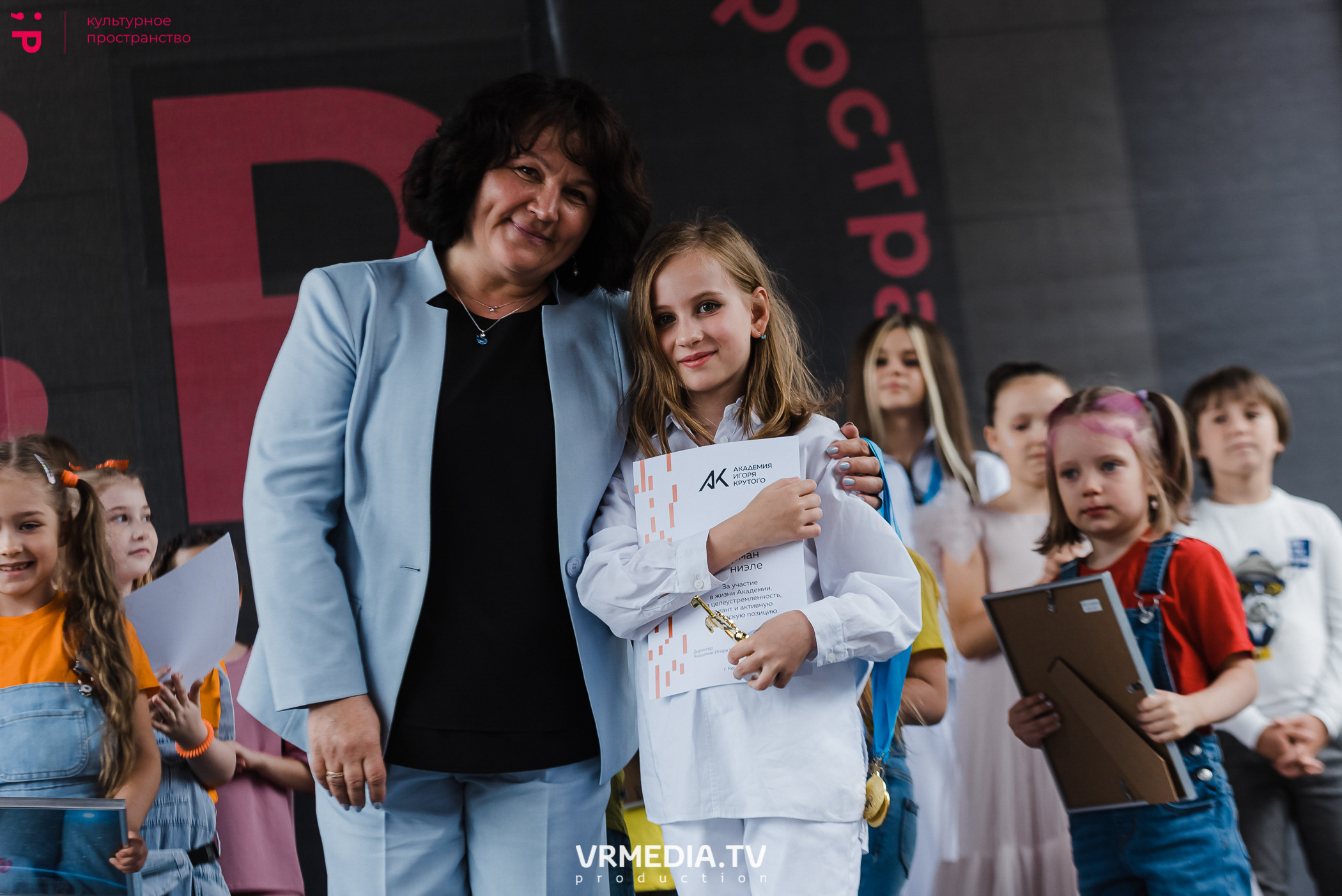 19.06.2022 — День рождения академии Игоря Крутого. Репортажный фотограф в Кемерово