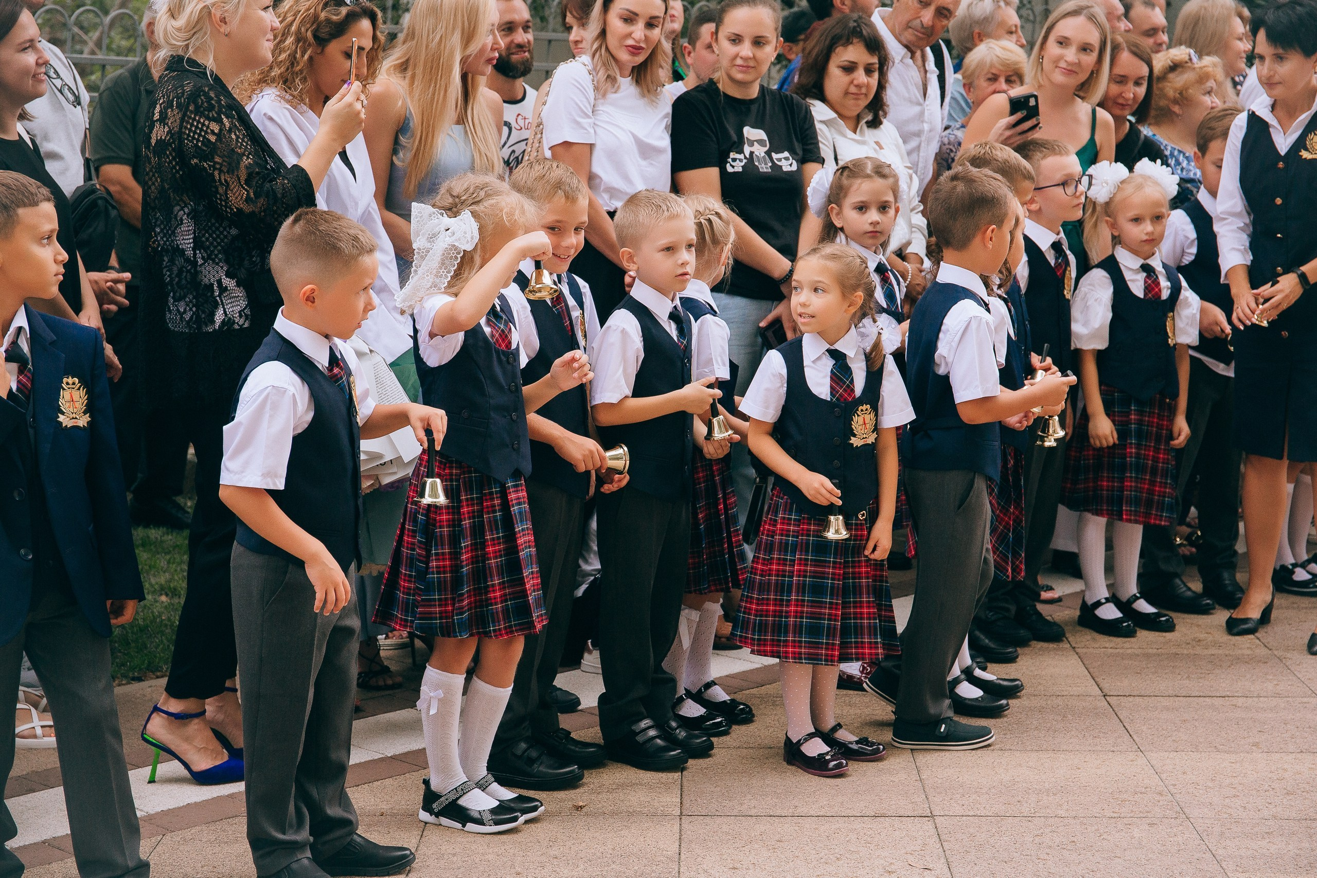 1 класс школа «Личность». Выпускные альбомы Натальи Бутко: Новороссийск, Анапа, Геленджик