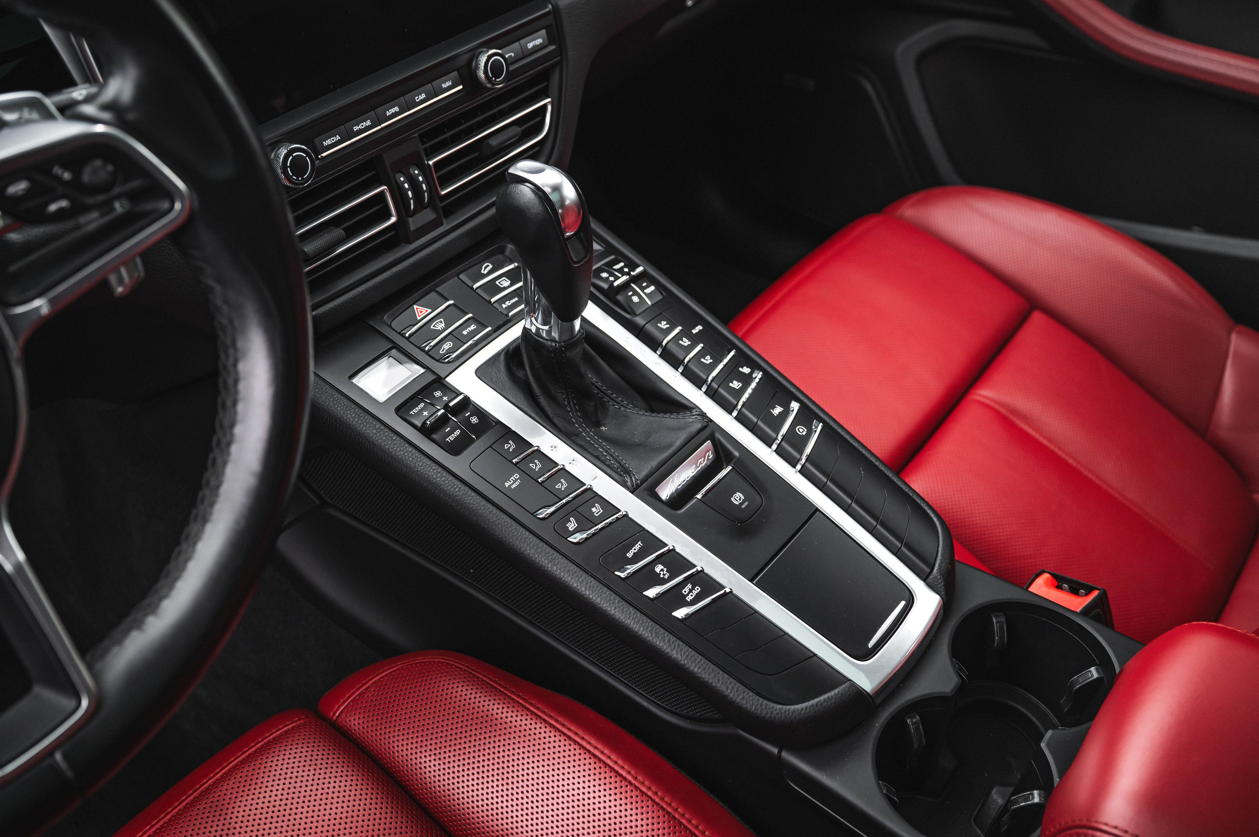 Porsche Macan. Автомобильный фотограф в Москве — Сидоров Дмитрий