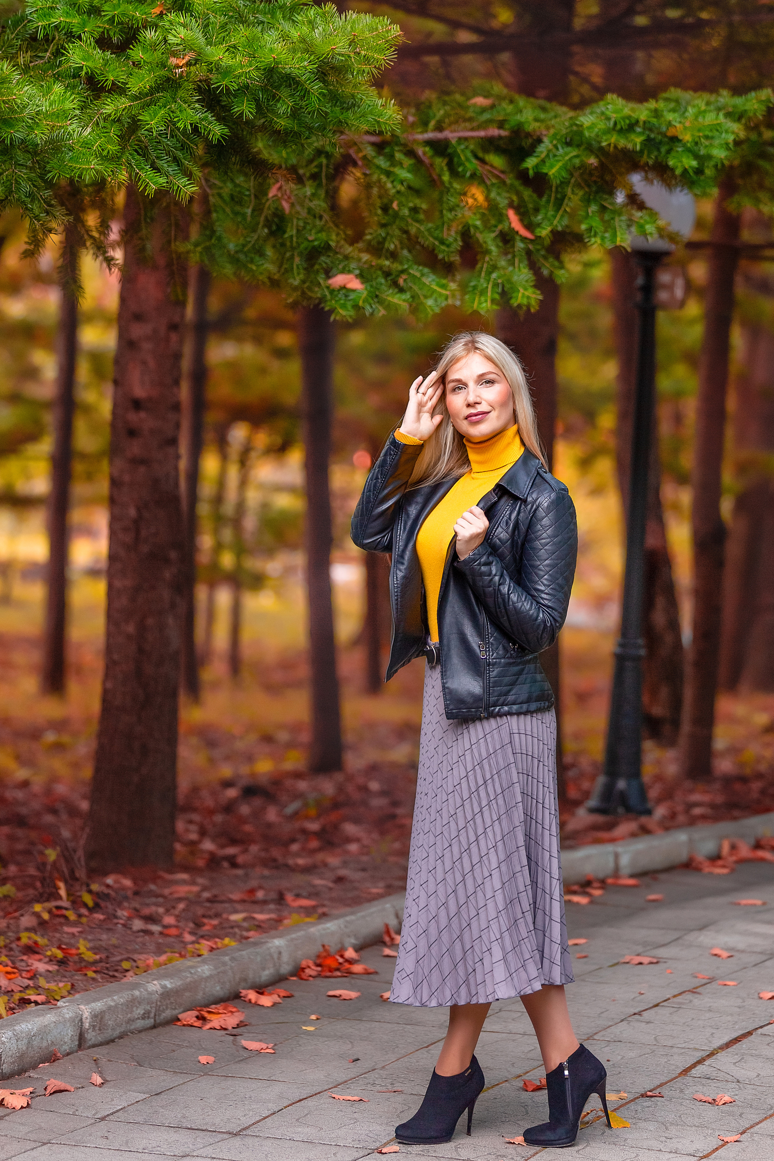 Золотая осень. Александра. Стильный выпускной альбом Владивосток фотограф Вероника Мигачева