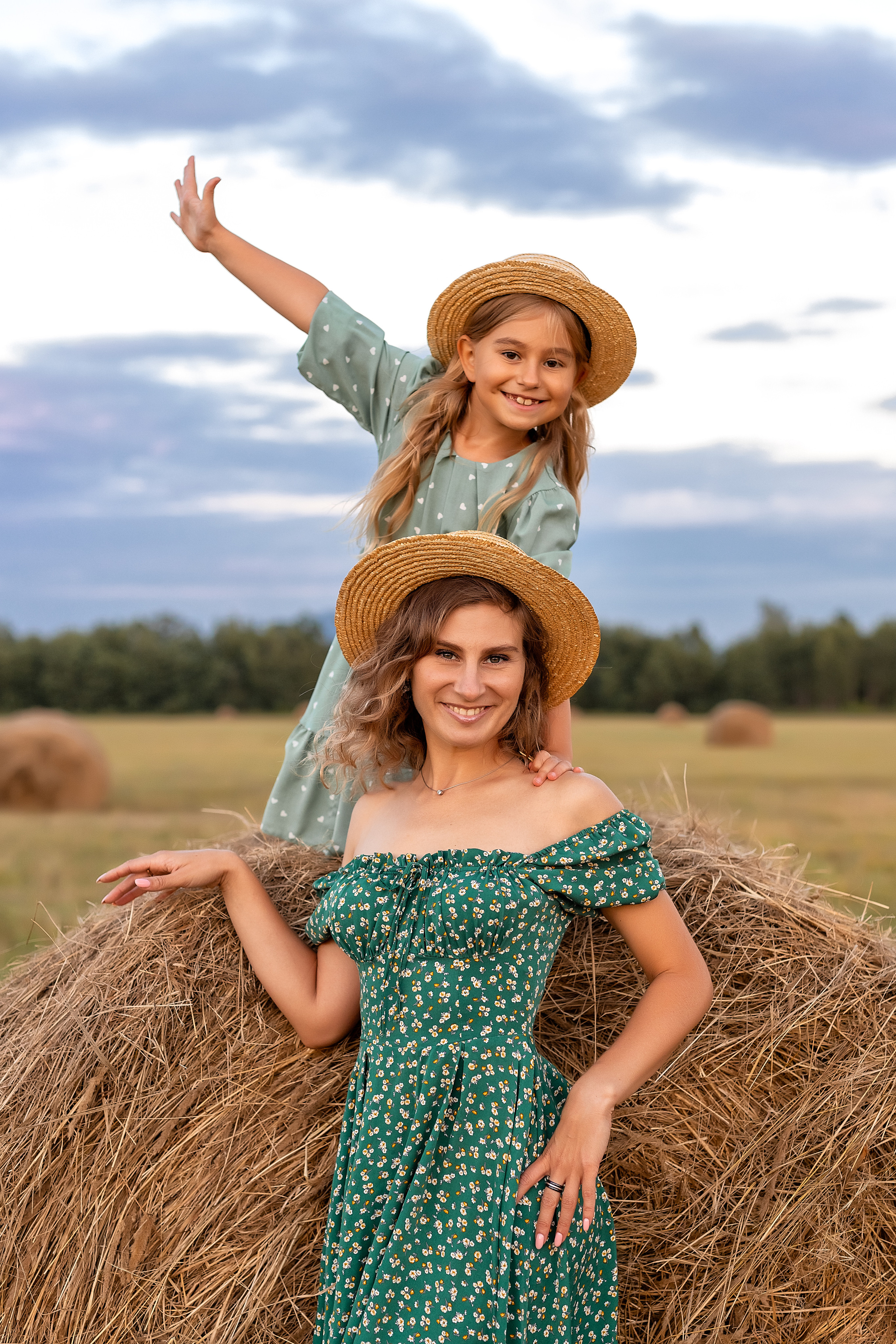 Жгучий закат. Ольга и Кира. Стильный выпускной альбом Владивосток фотограф Вероника Мигачева