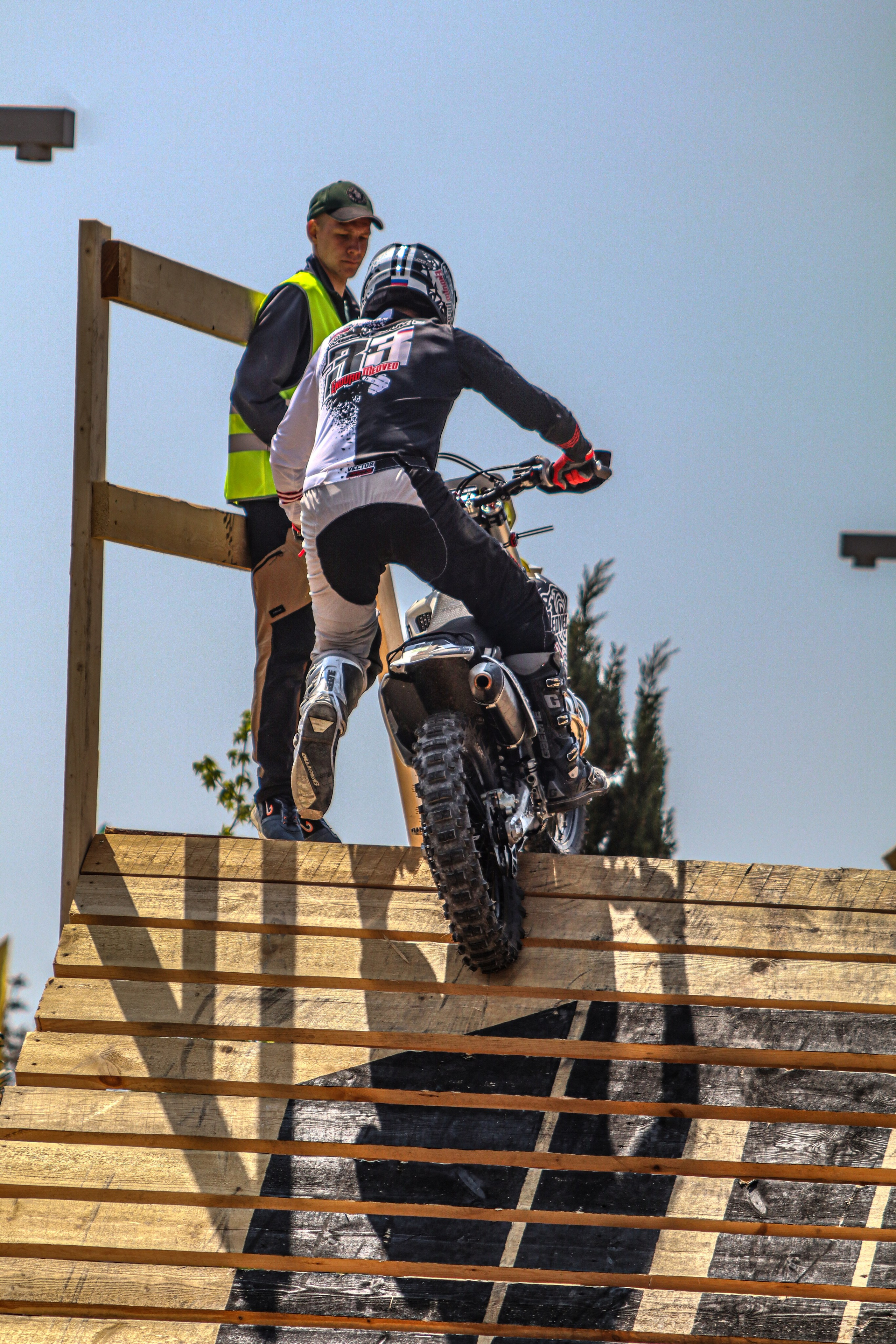 Enduro. Ivaladimirovna1995.wfolio.pro