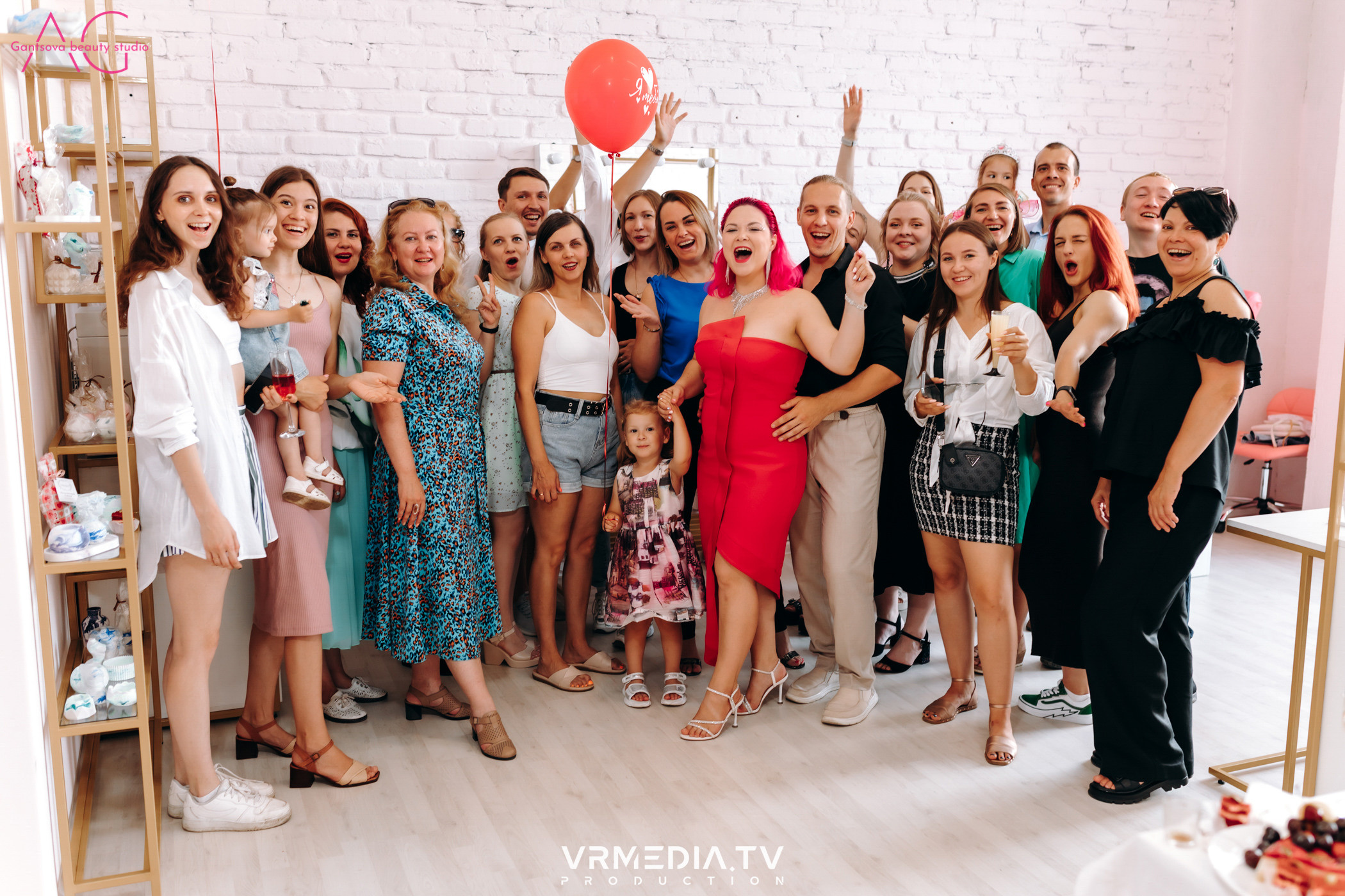 Выходные в баре «DOSKI»