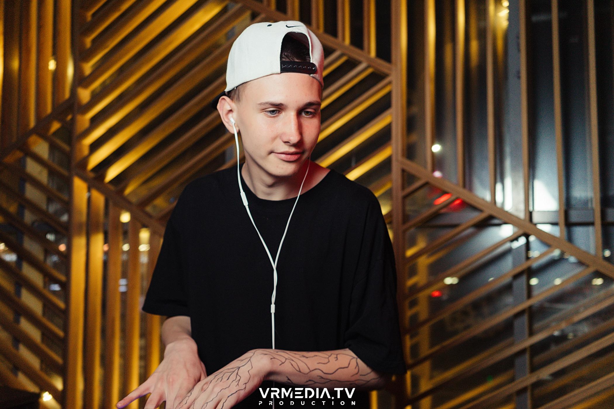 Выходные в баре «DOSKI»