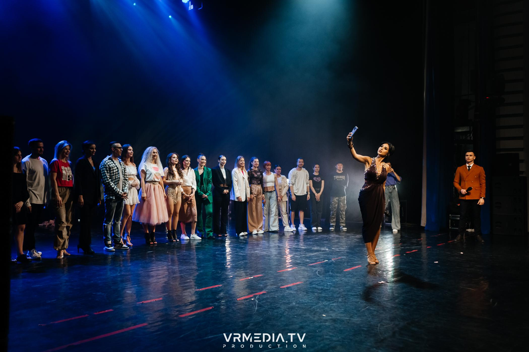 Пока все в доме