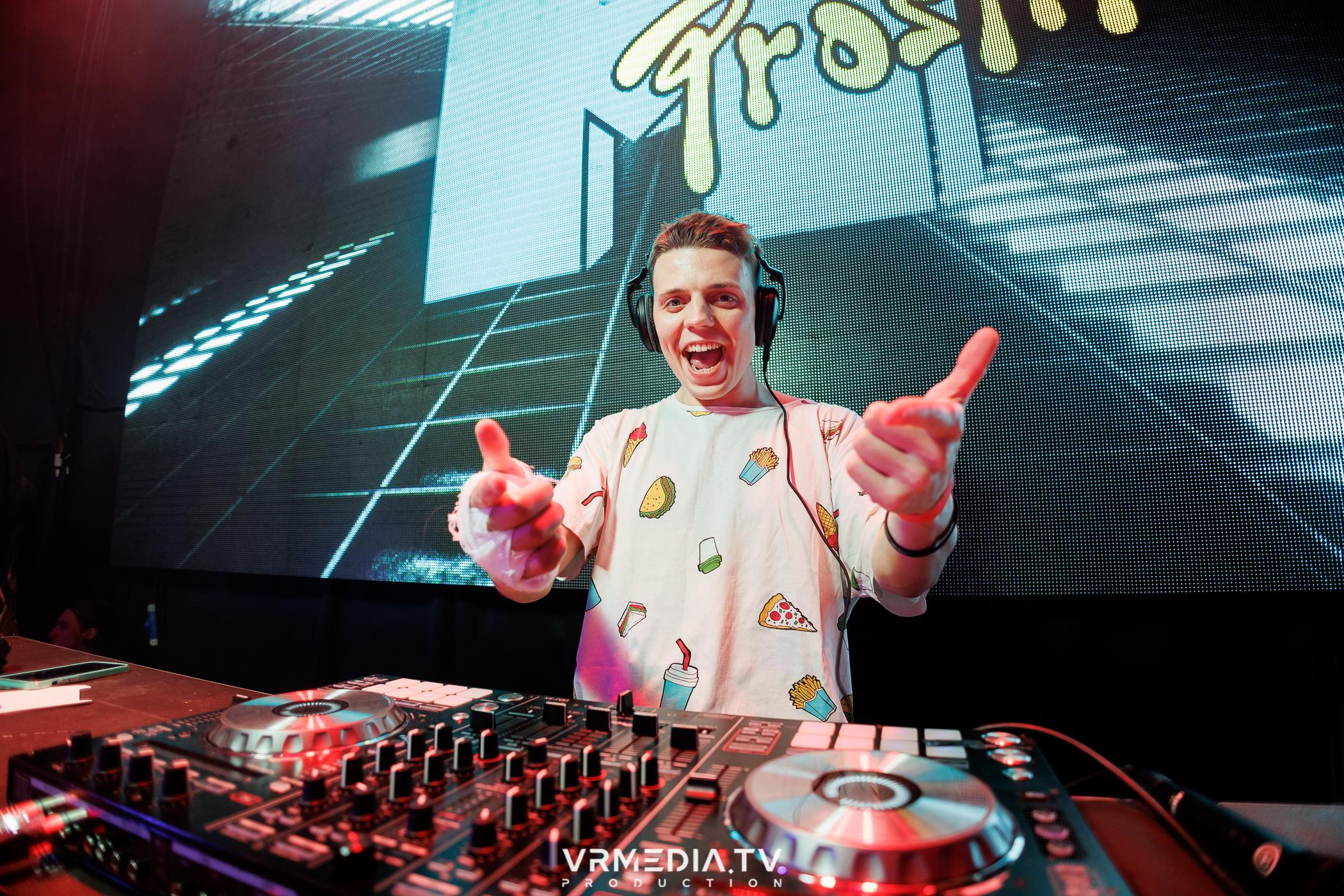 Молодость простит! 5 лет!