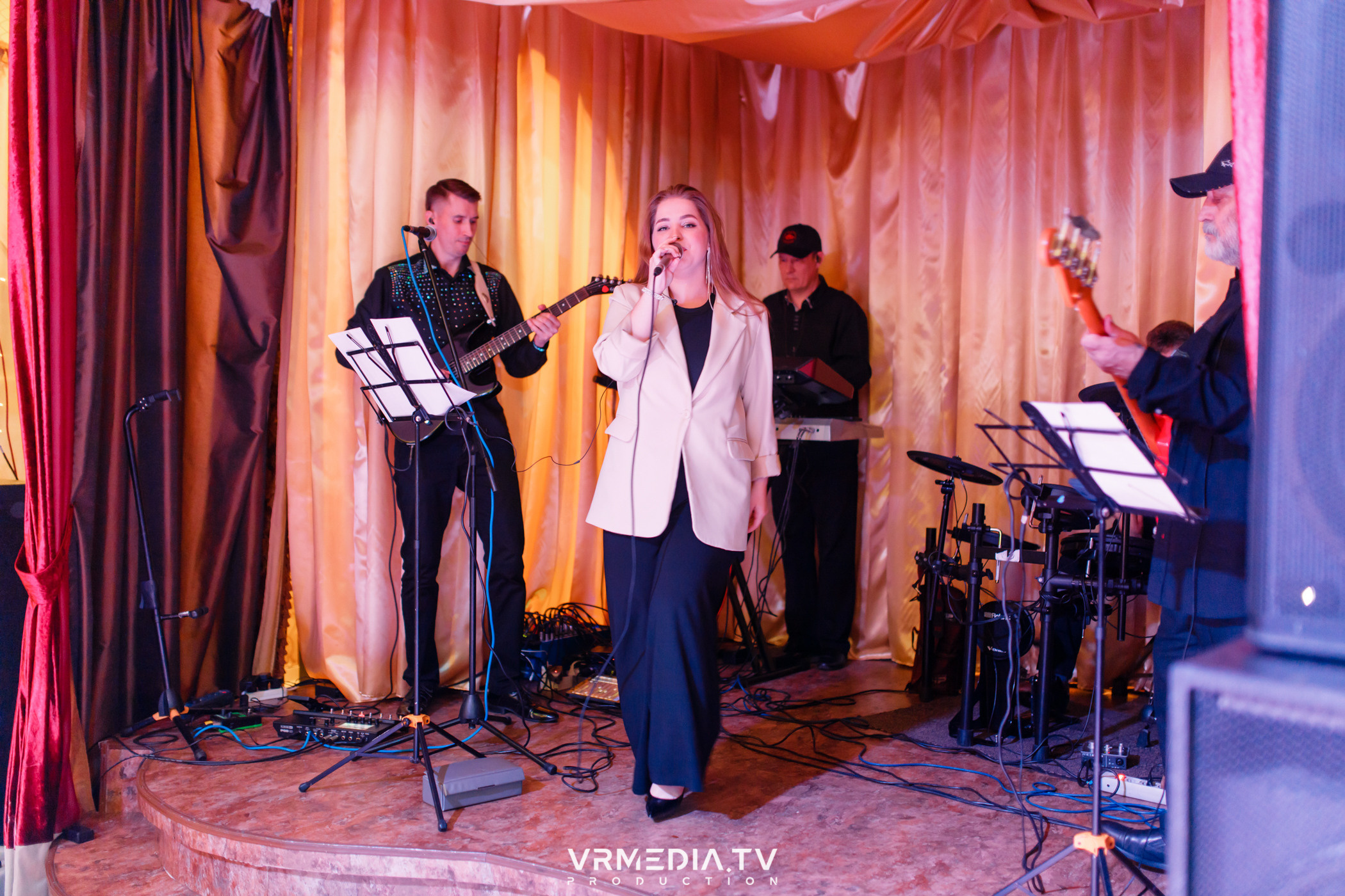 Выходные в ресторане «Лазурный Берег»