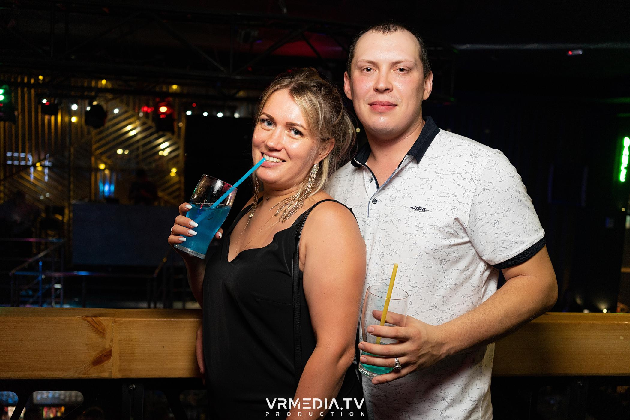 Выходные в баре «DOSKI»