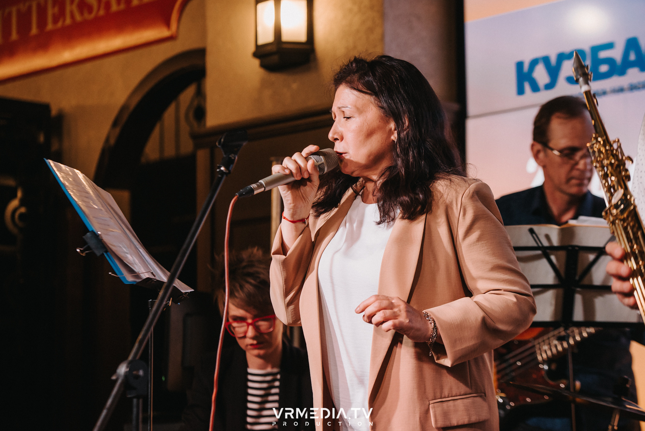 Джазовая среда: Лариса Вансию