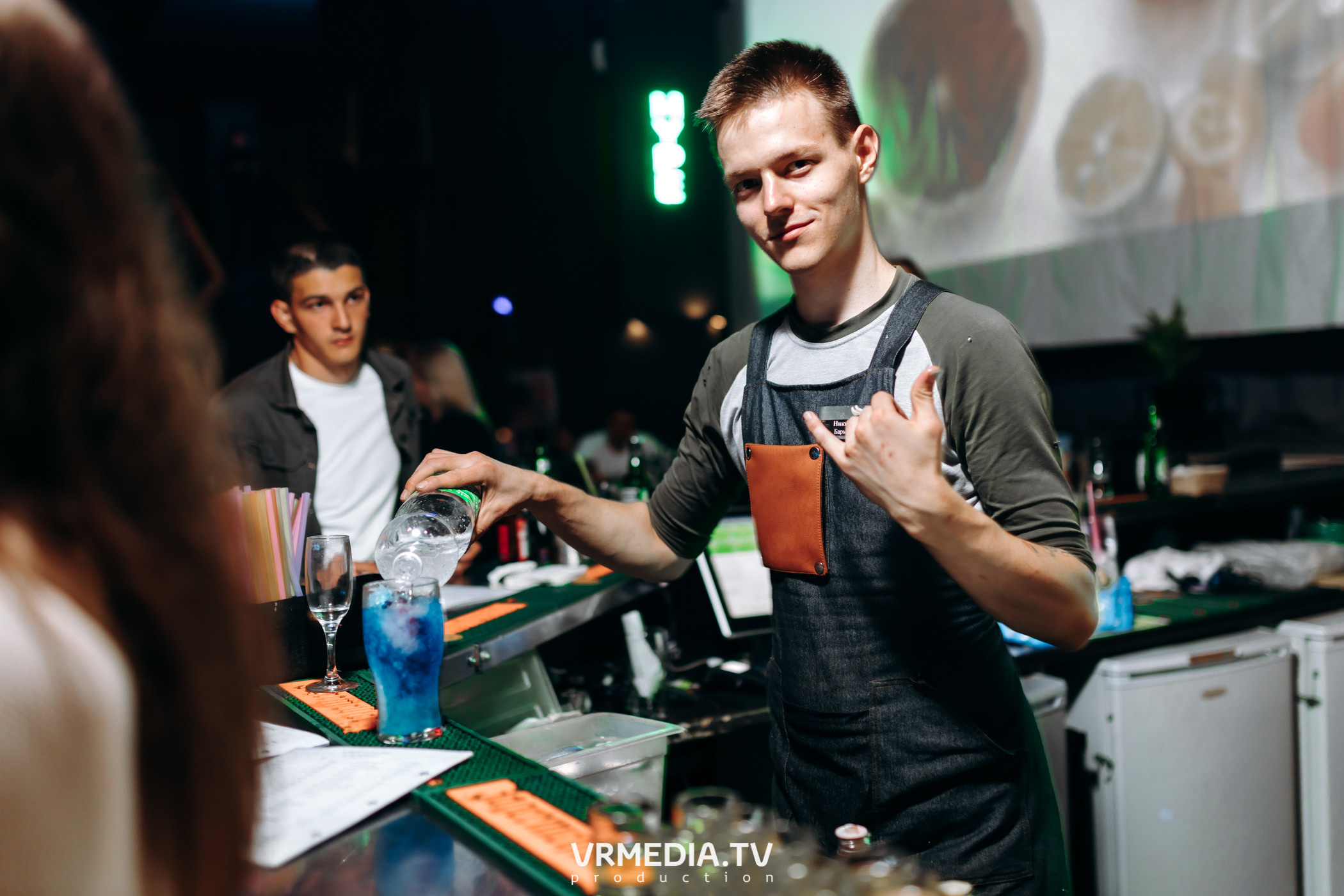 Выходные в баре «DOSKI»