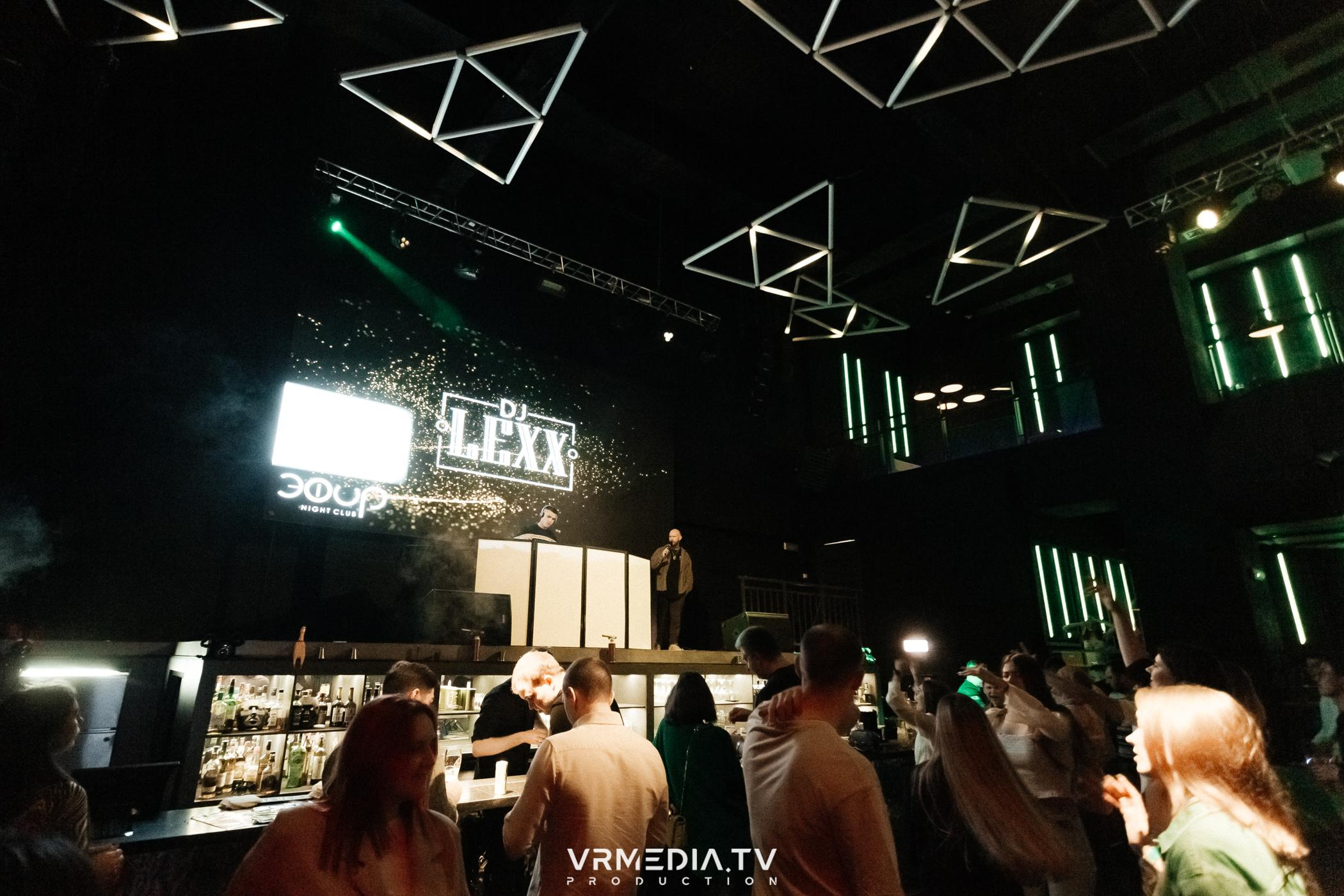 Выпускной школы диджеинга «Атмосфера»